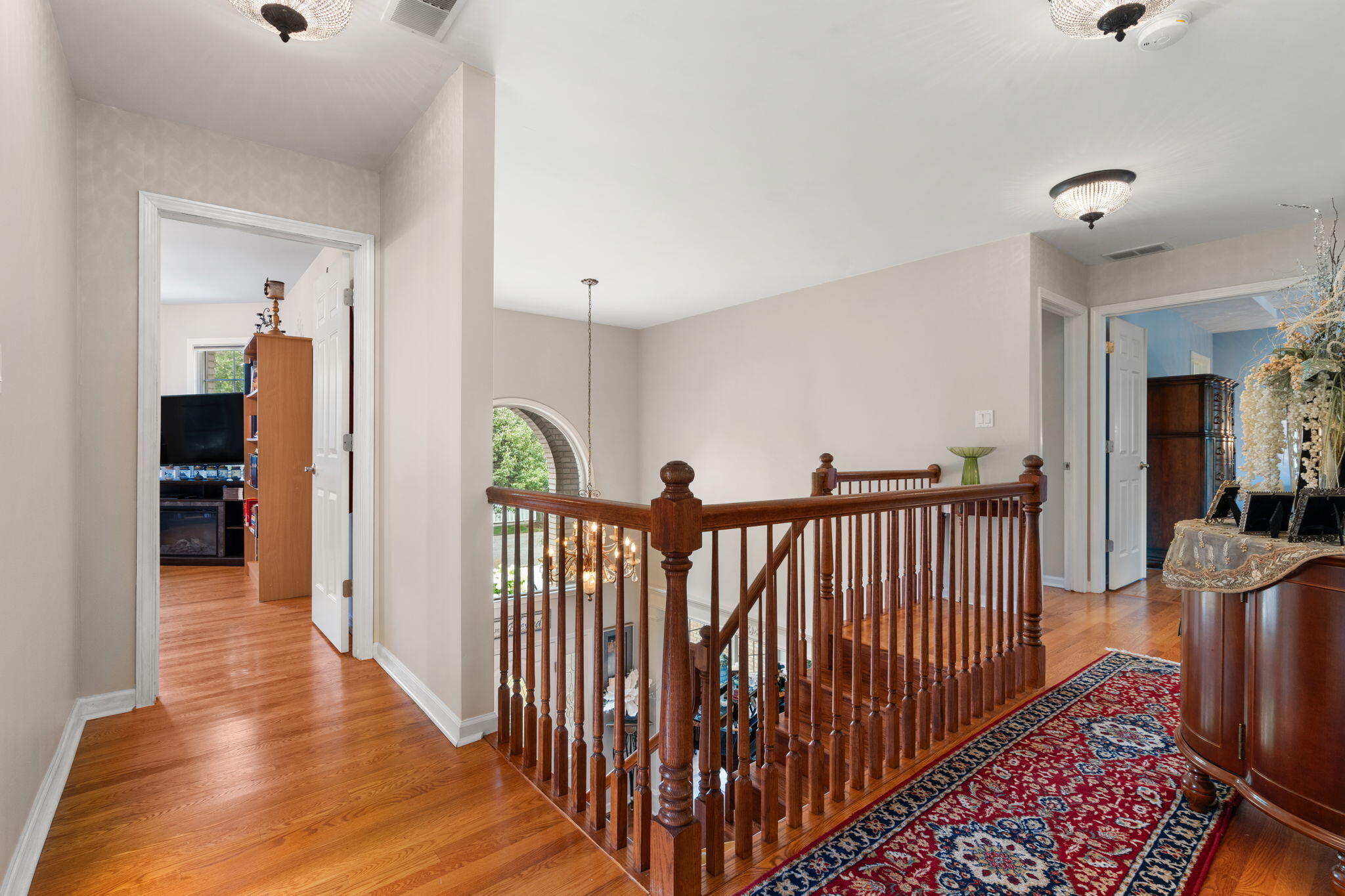 1929 Redwood Lane