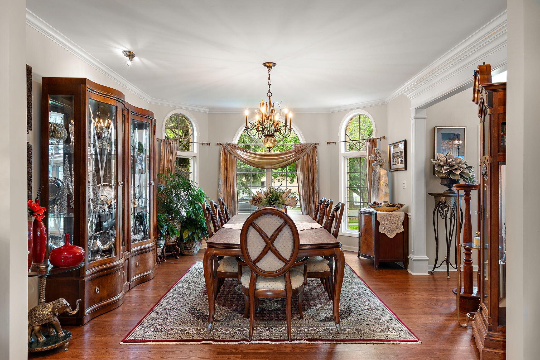 1929 Redwood Lane