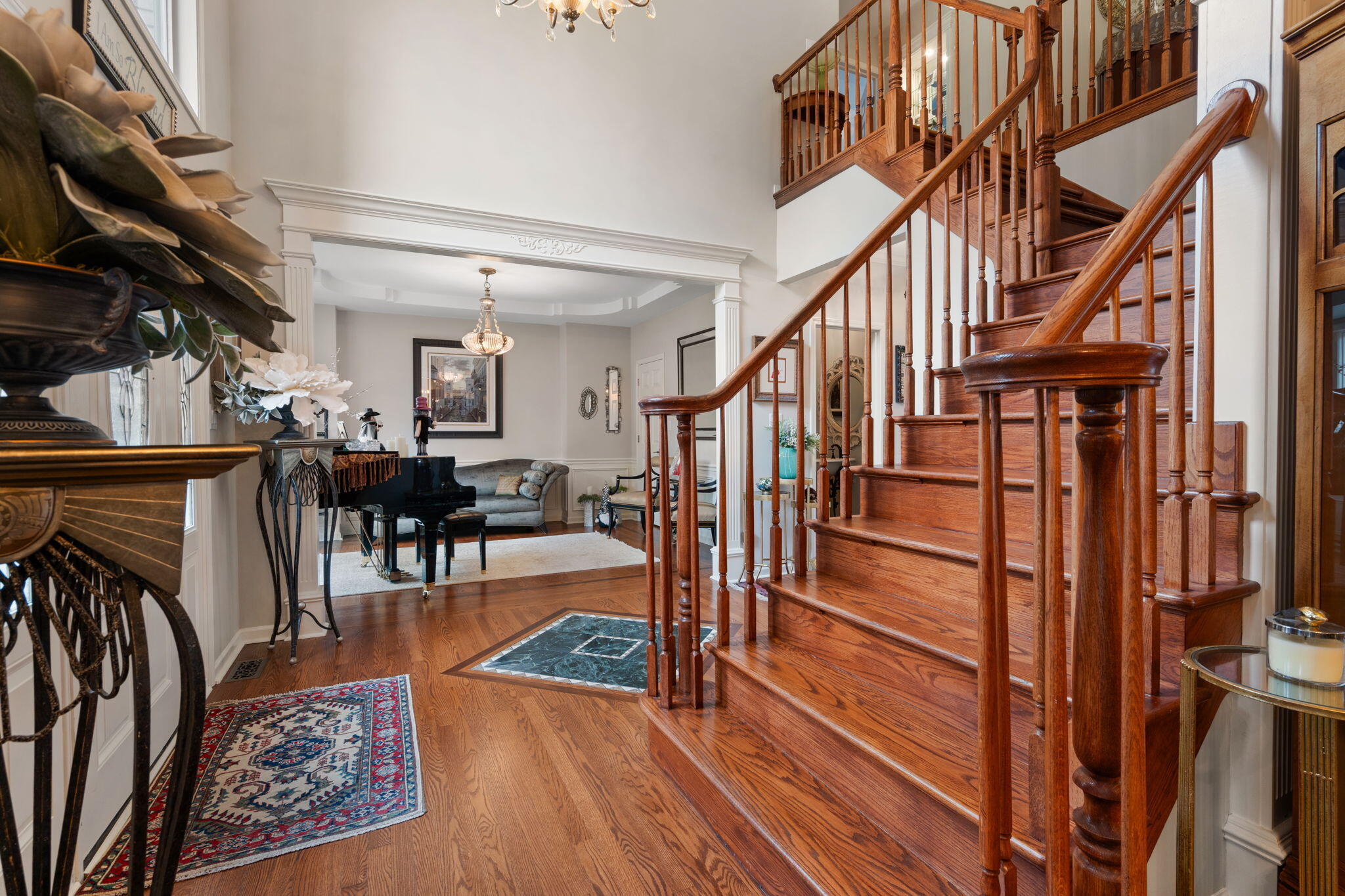 1929 Redwood Lane