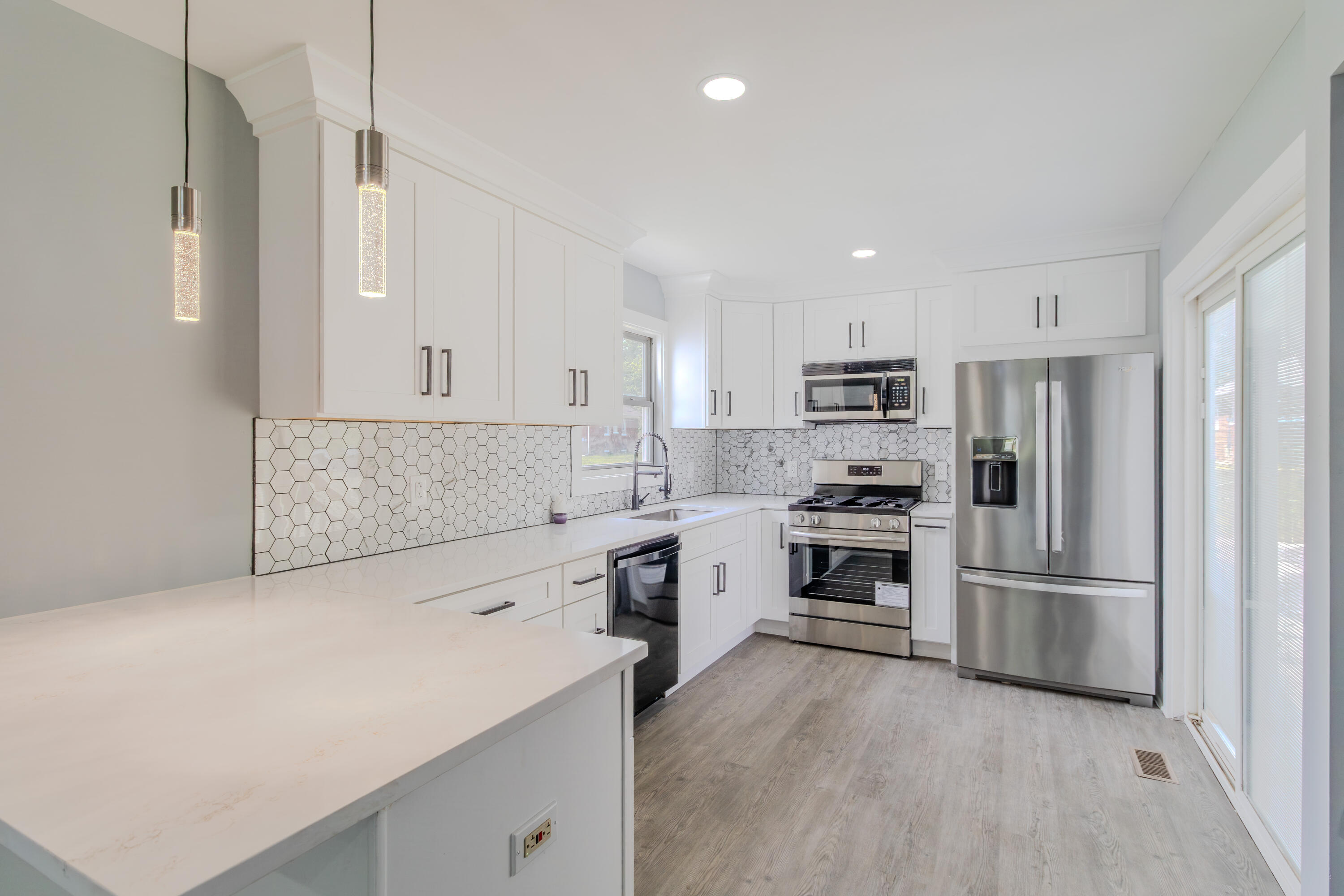 4184 Van Buren Street