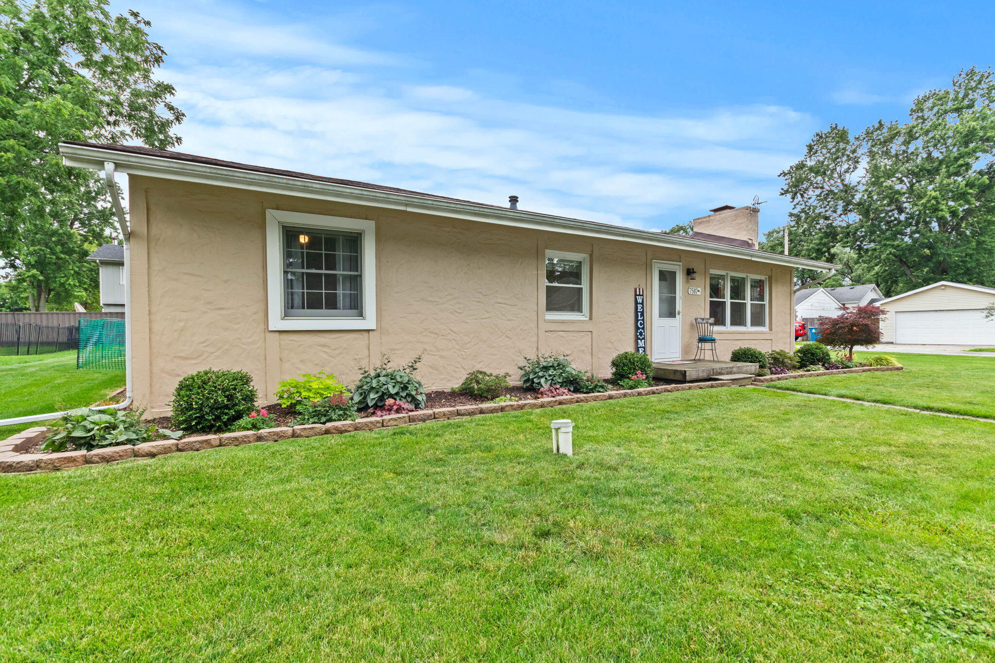 7507 W 143rd Place