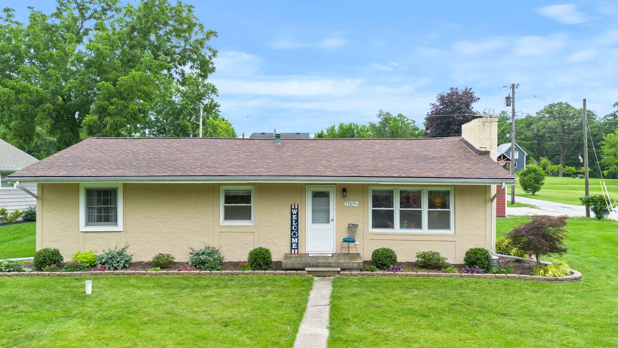 7507 W 143rd Place