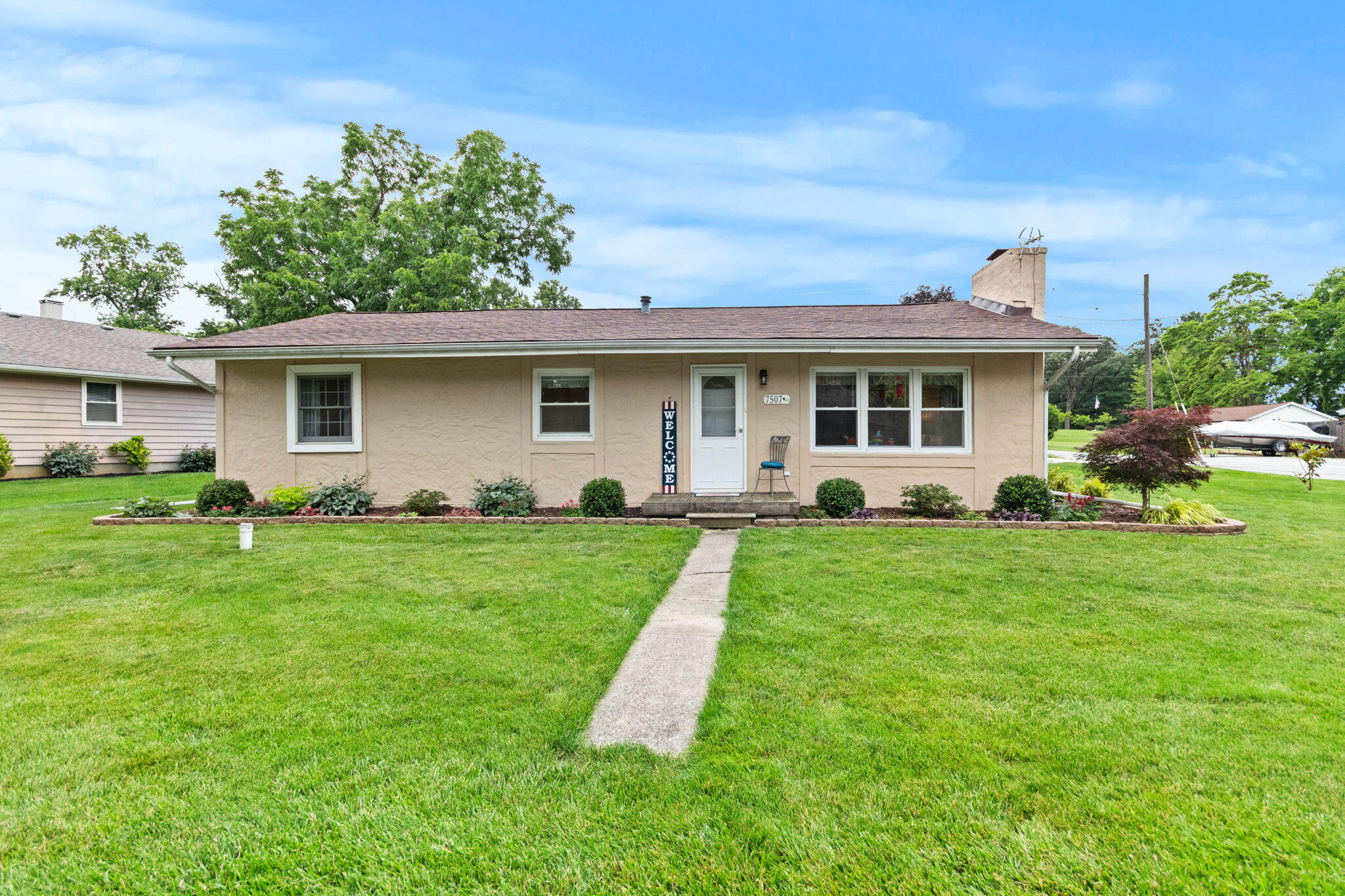7507 W 143rd Place