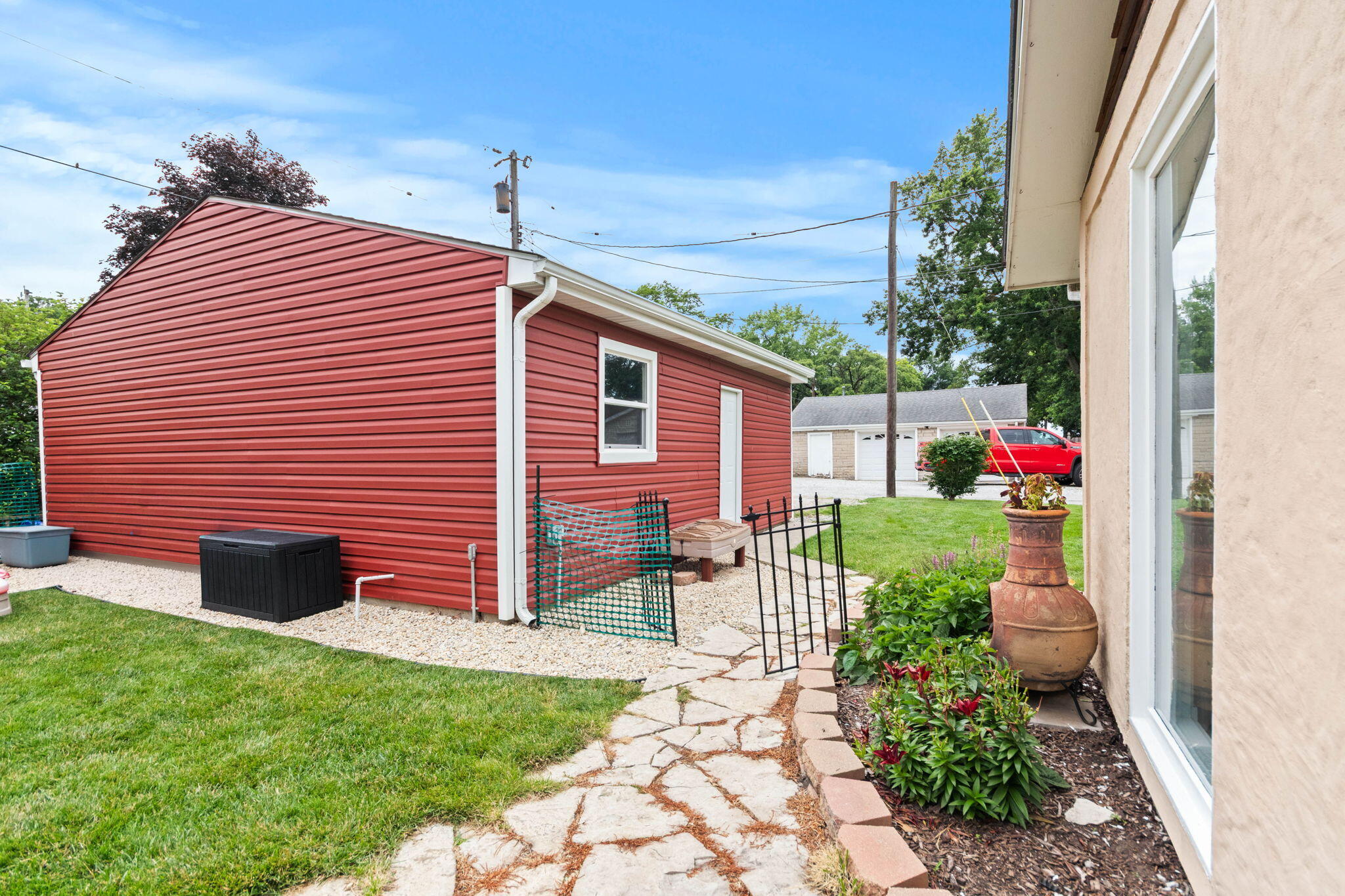7507 W 143rd Place