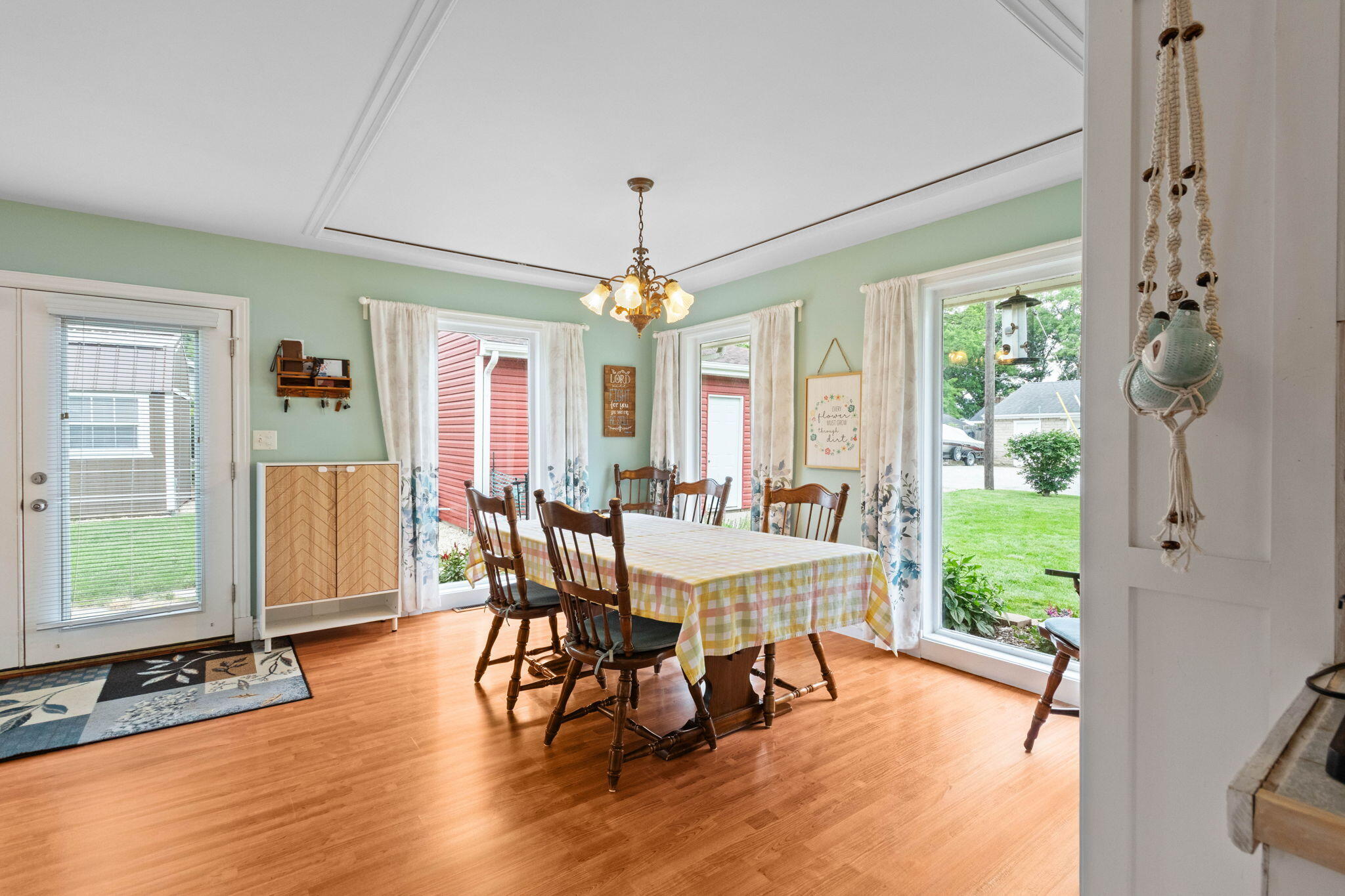 7507 W 143rd Place