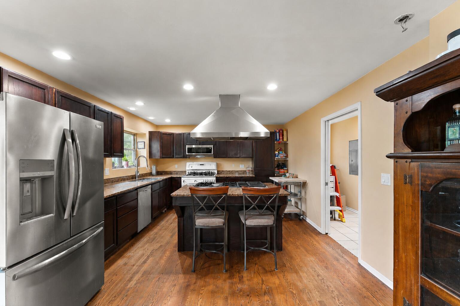933 River Drive