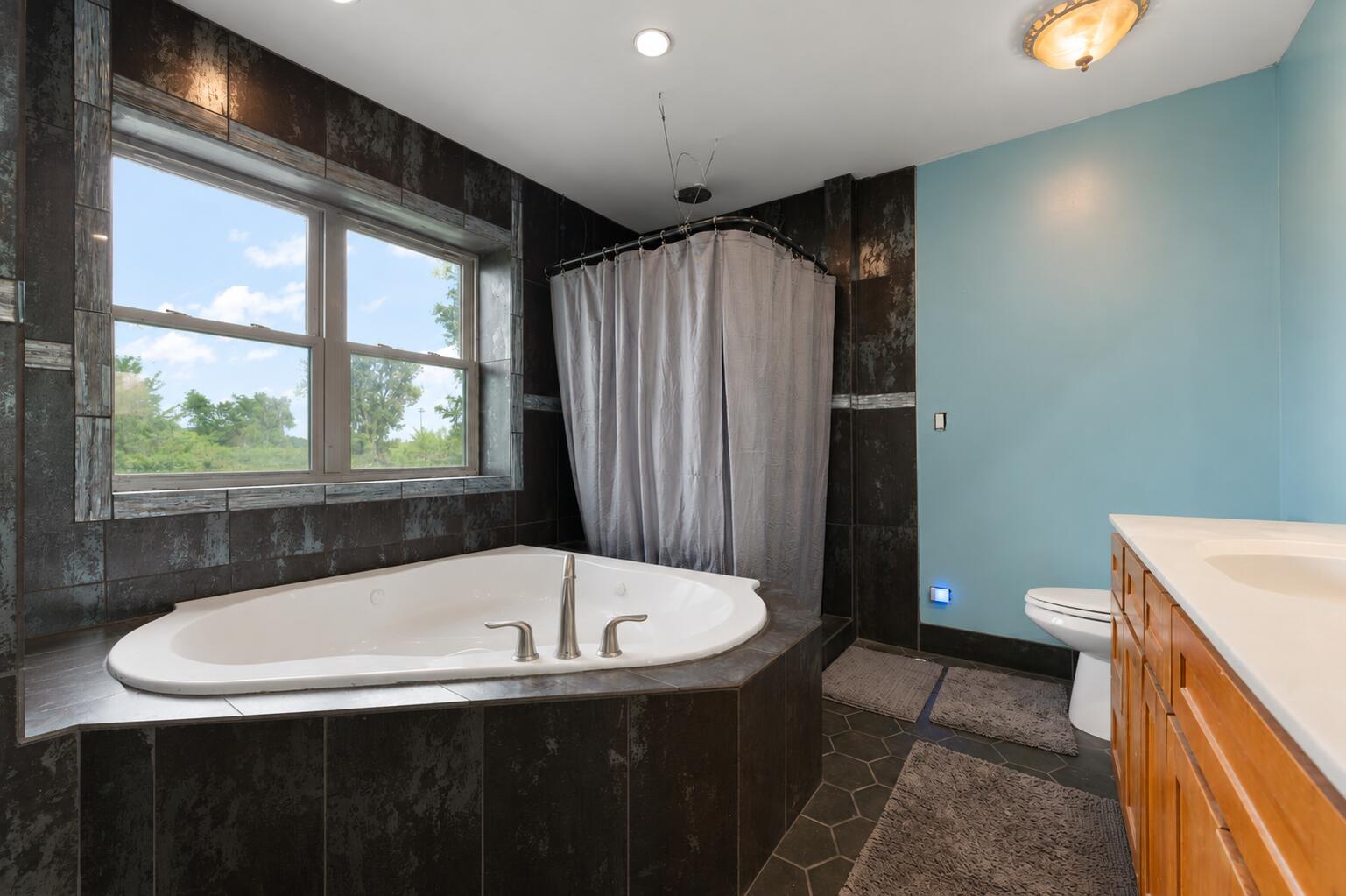 933 River Drive