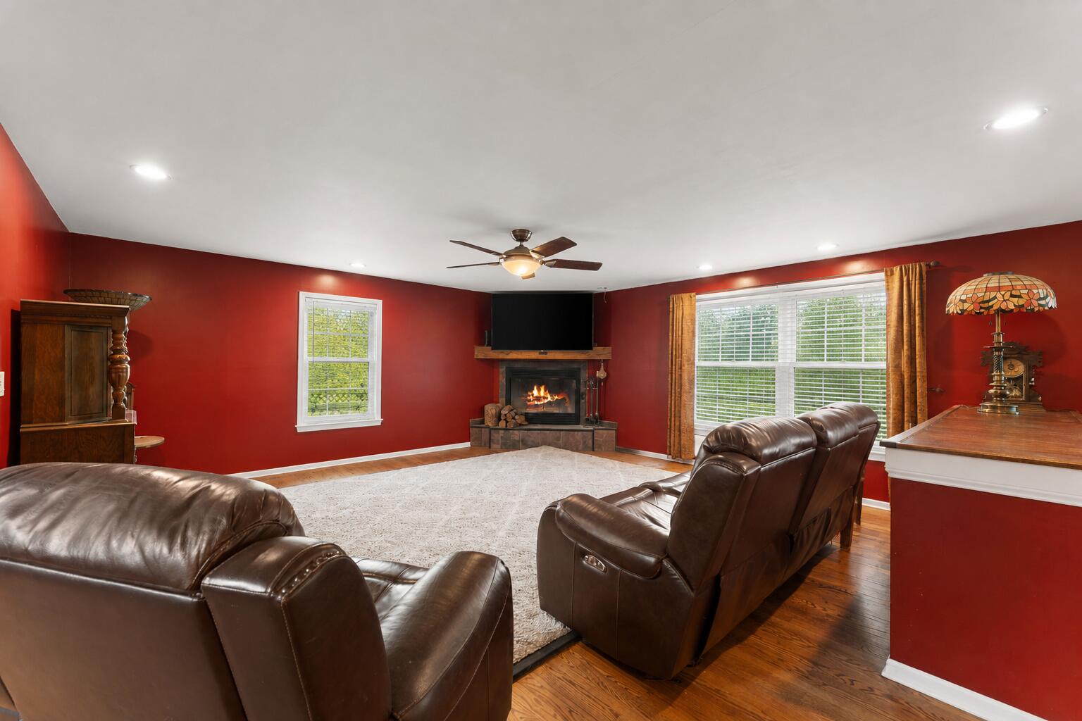 933 River Drive