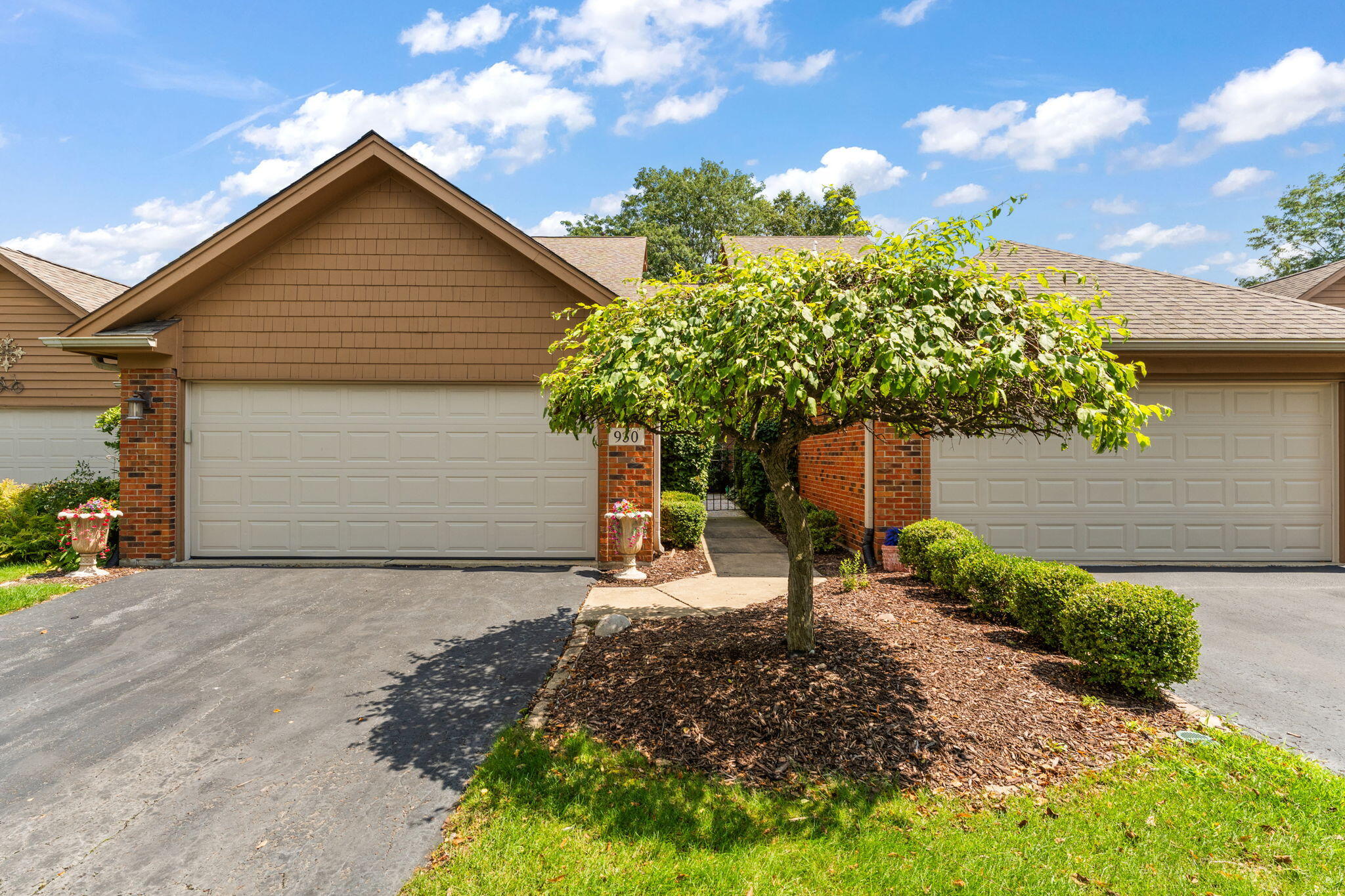 930 Cornwallis Lane