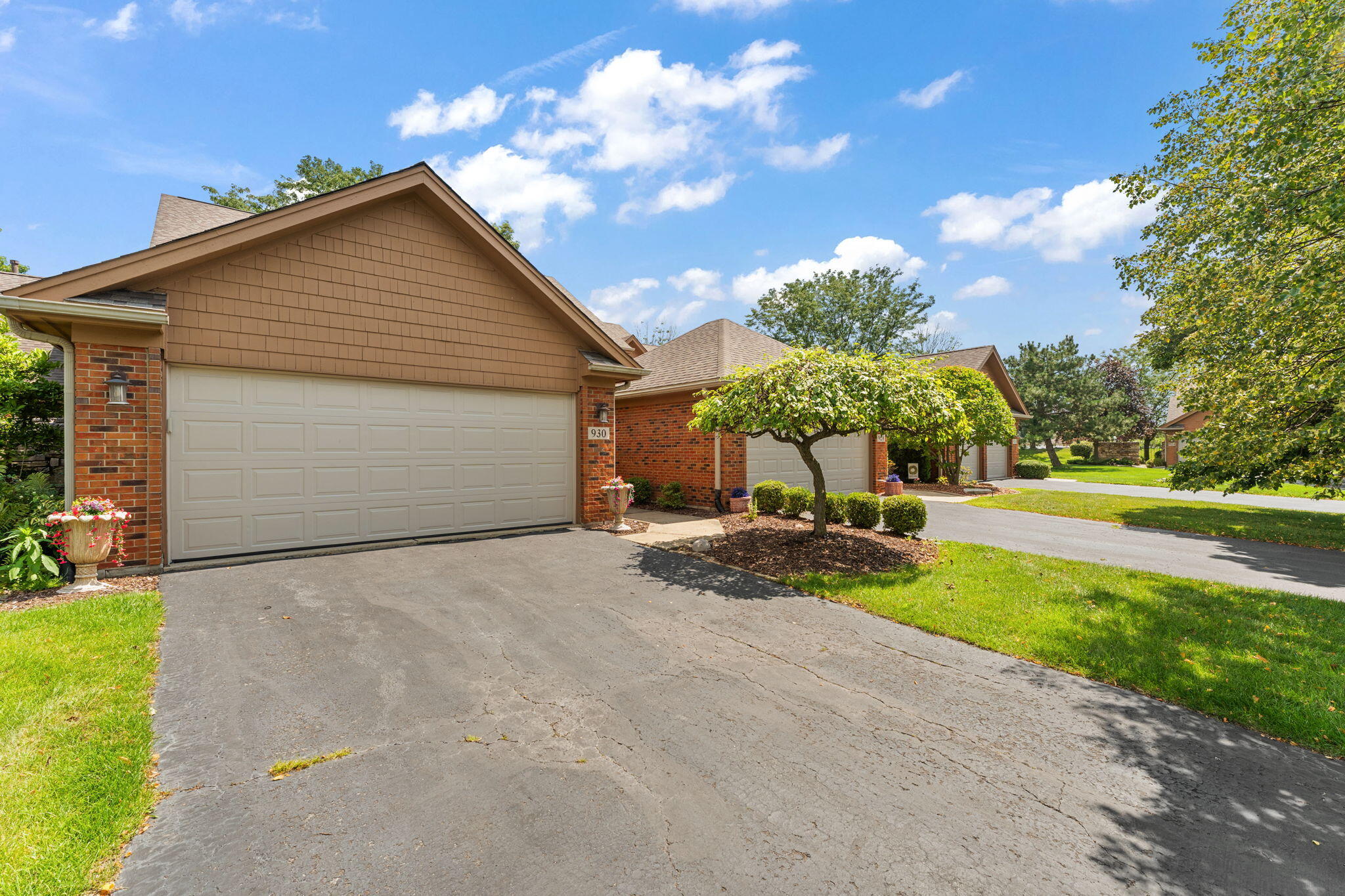 930 Cornwallis Lane
