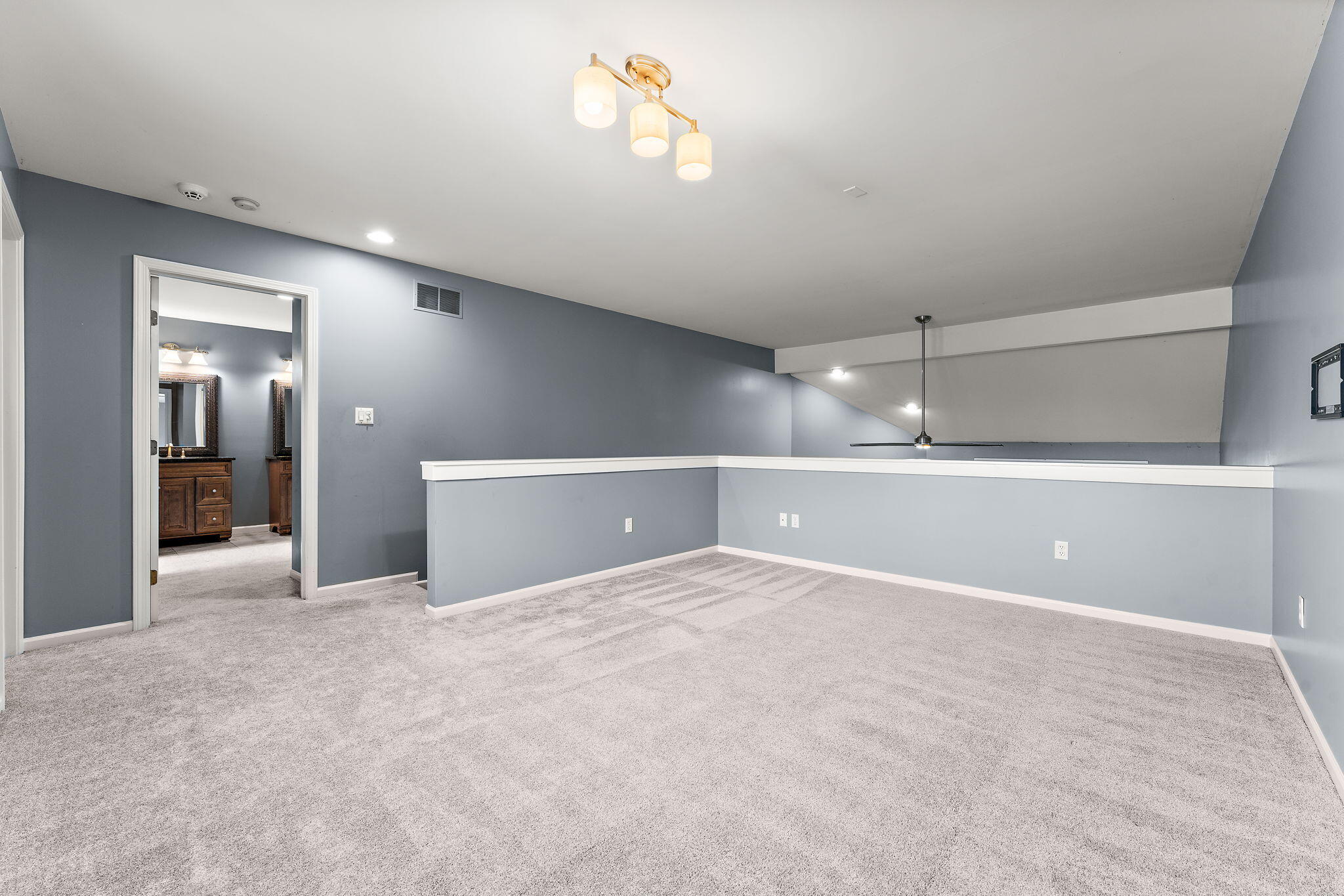 930 Cornwallis Lane