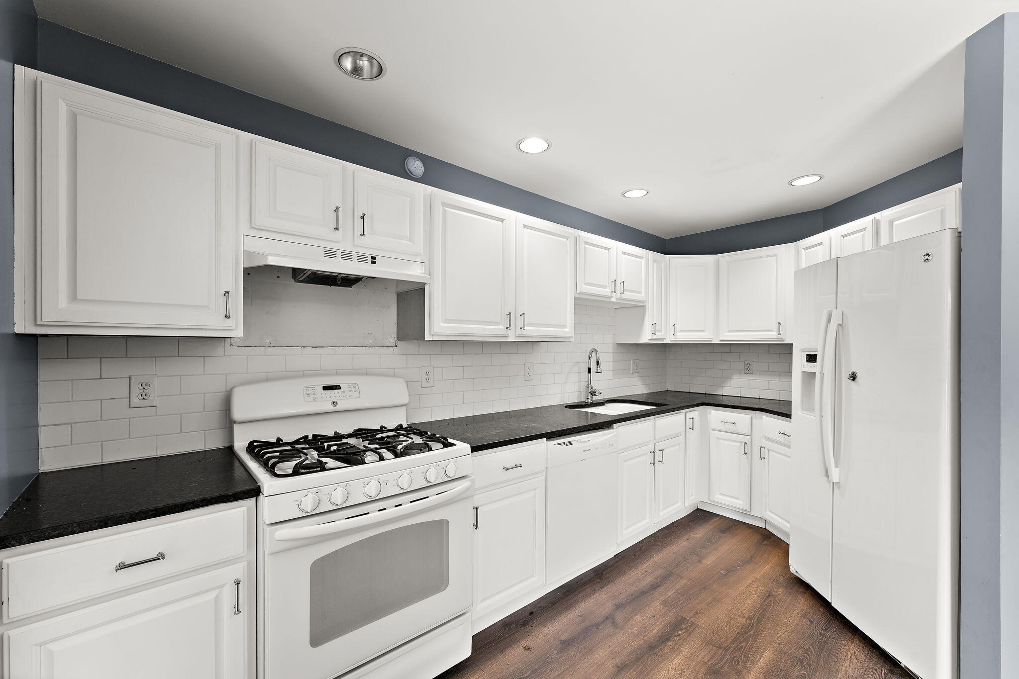 930 Cornwallis Lane