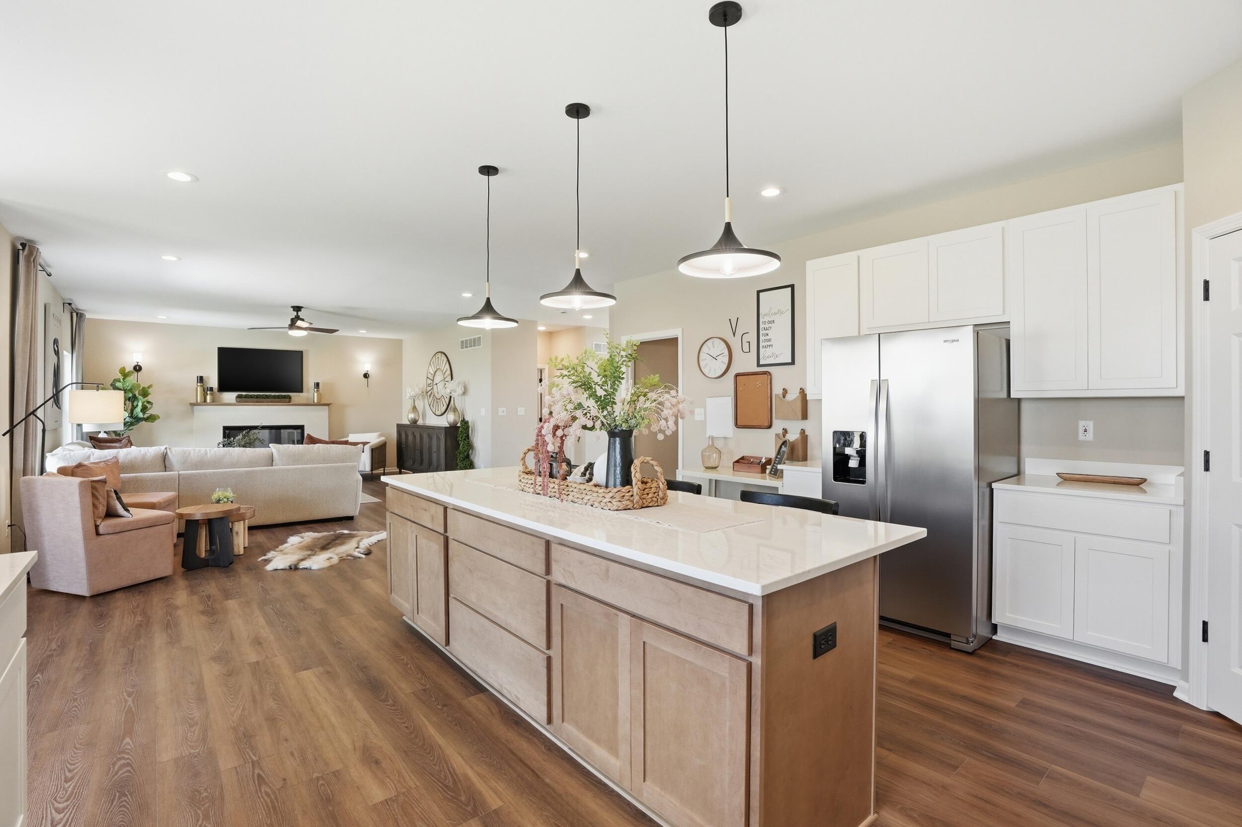 3103 Buck Lane