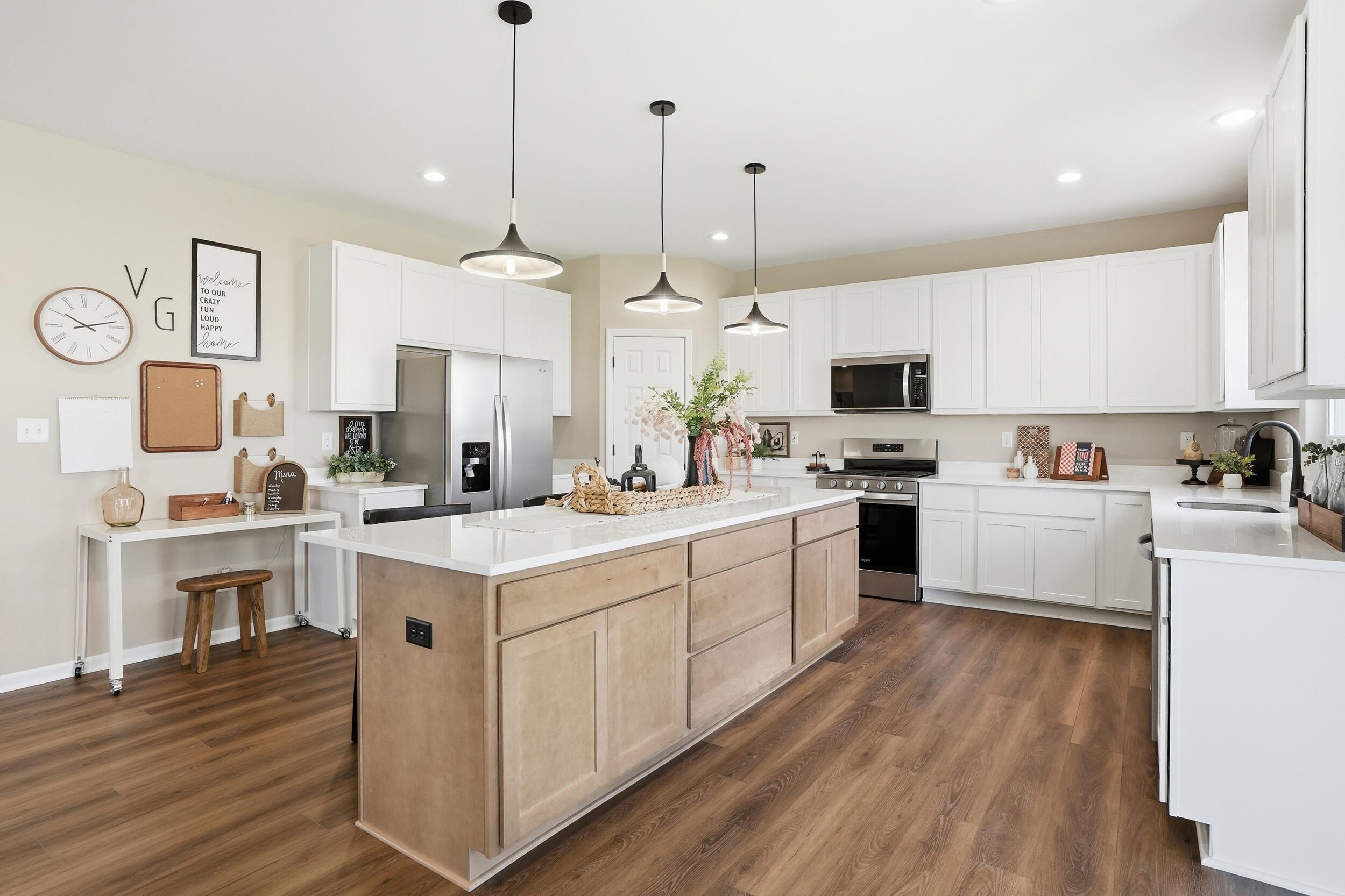 3103 Buck Lane