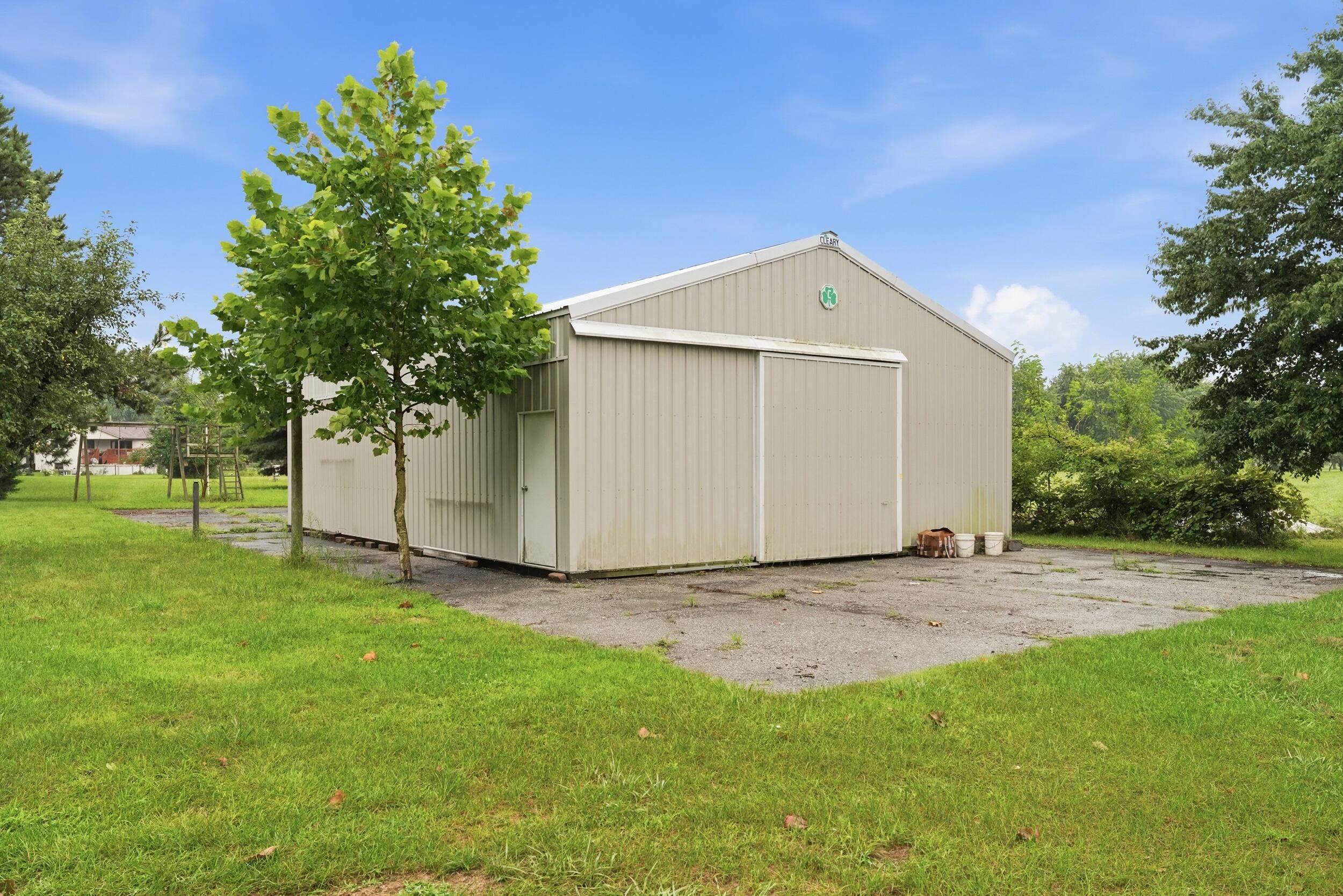 4765 W 950 N