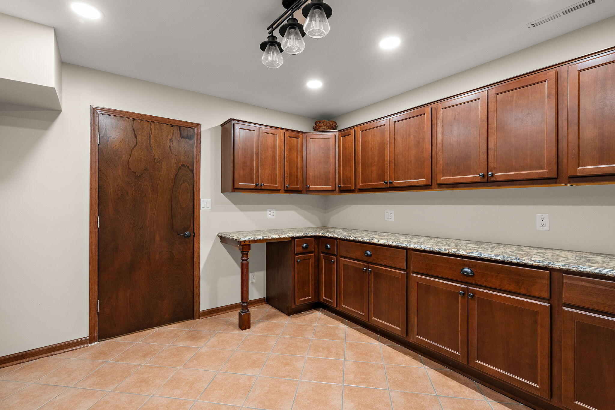 4868 W 84th Court