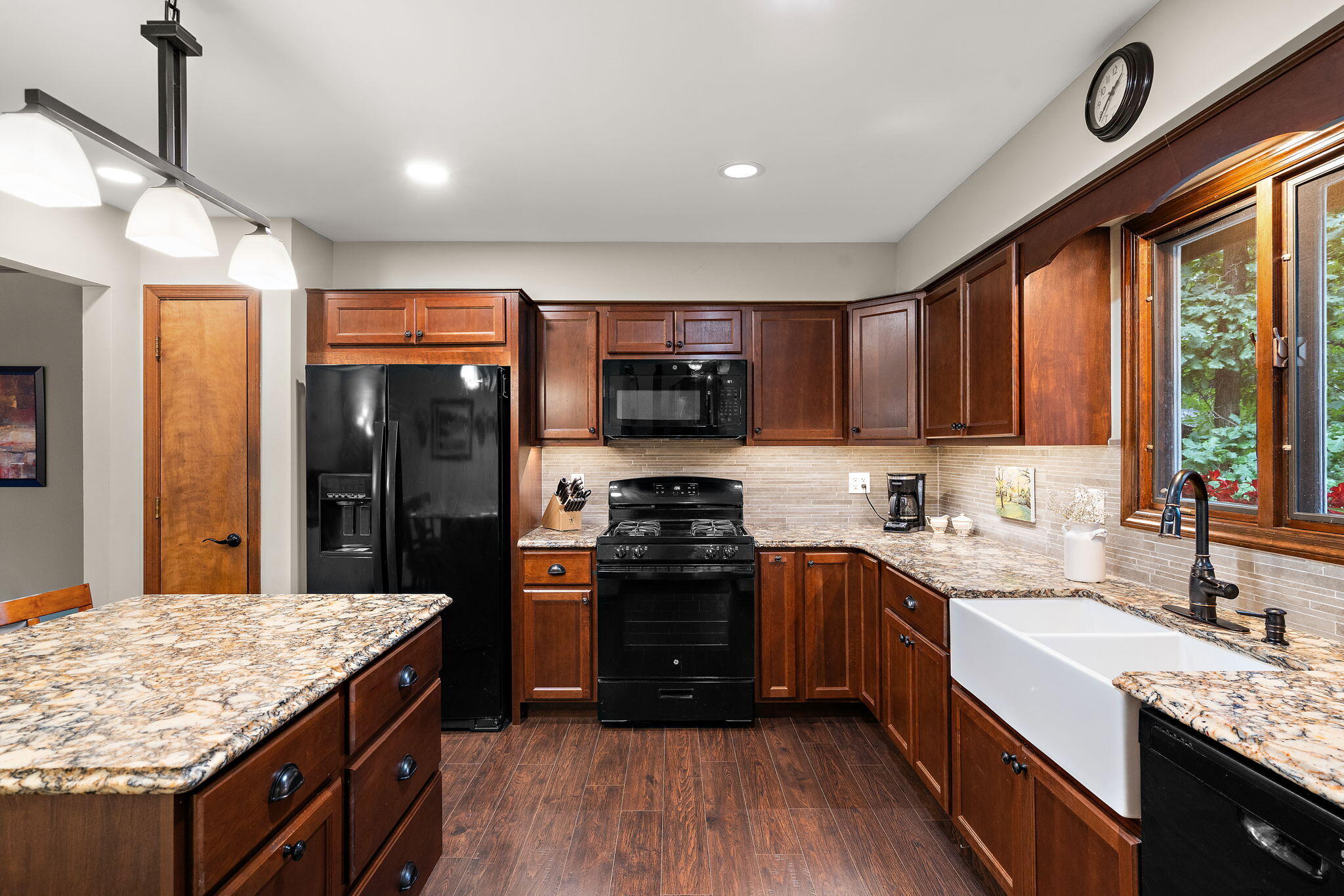 4868 W 84th Court