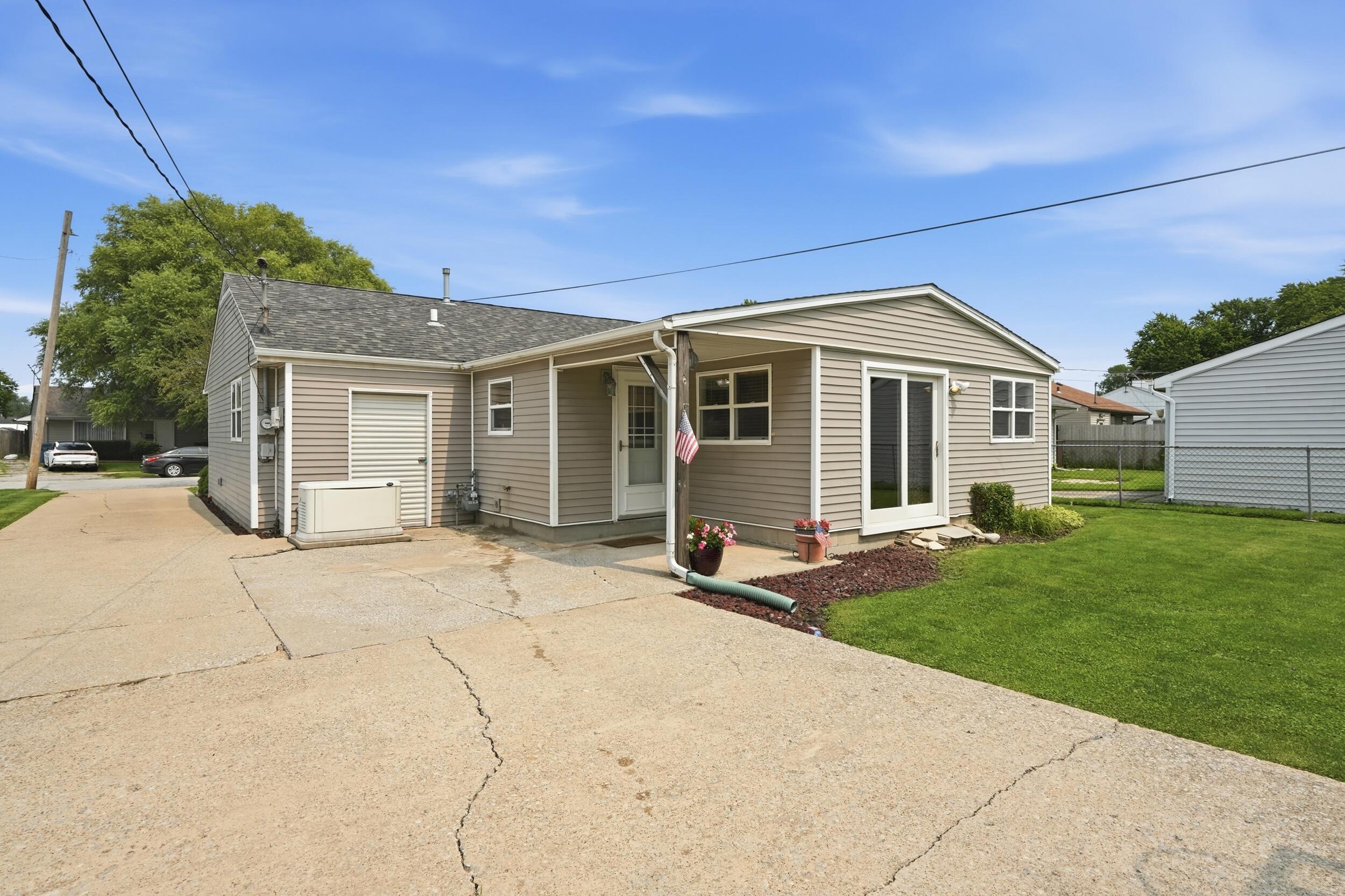 2516 Wicker Park Drive