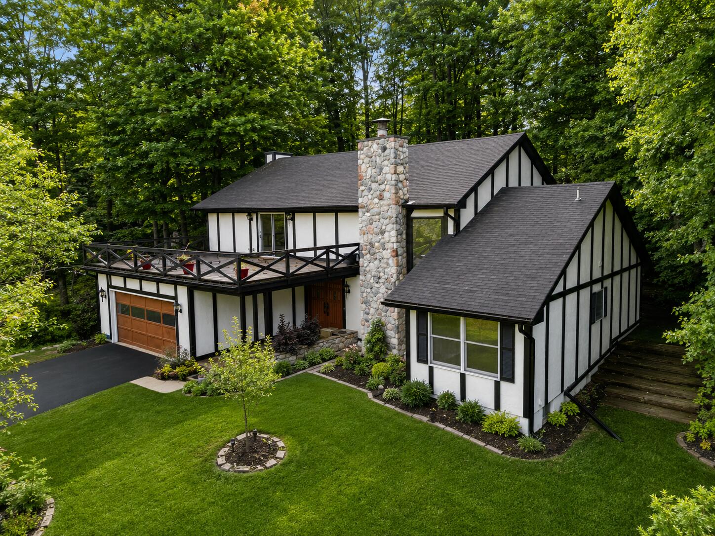 456 Roxbury Road
