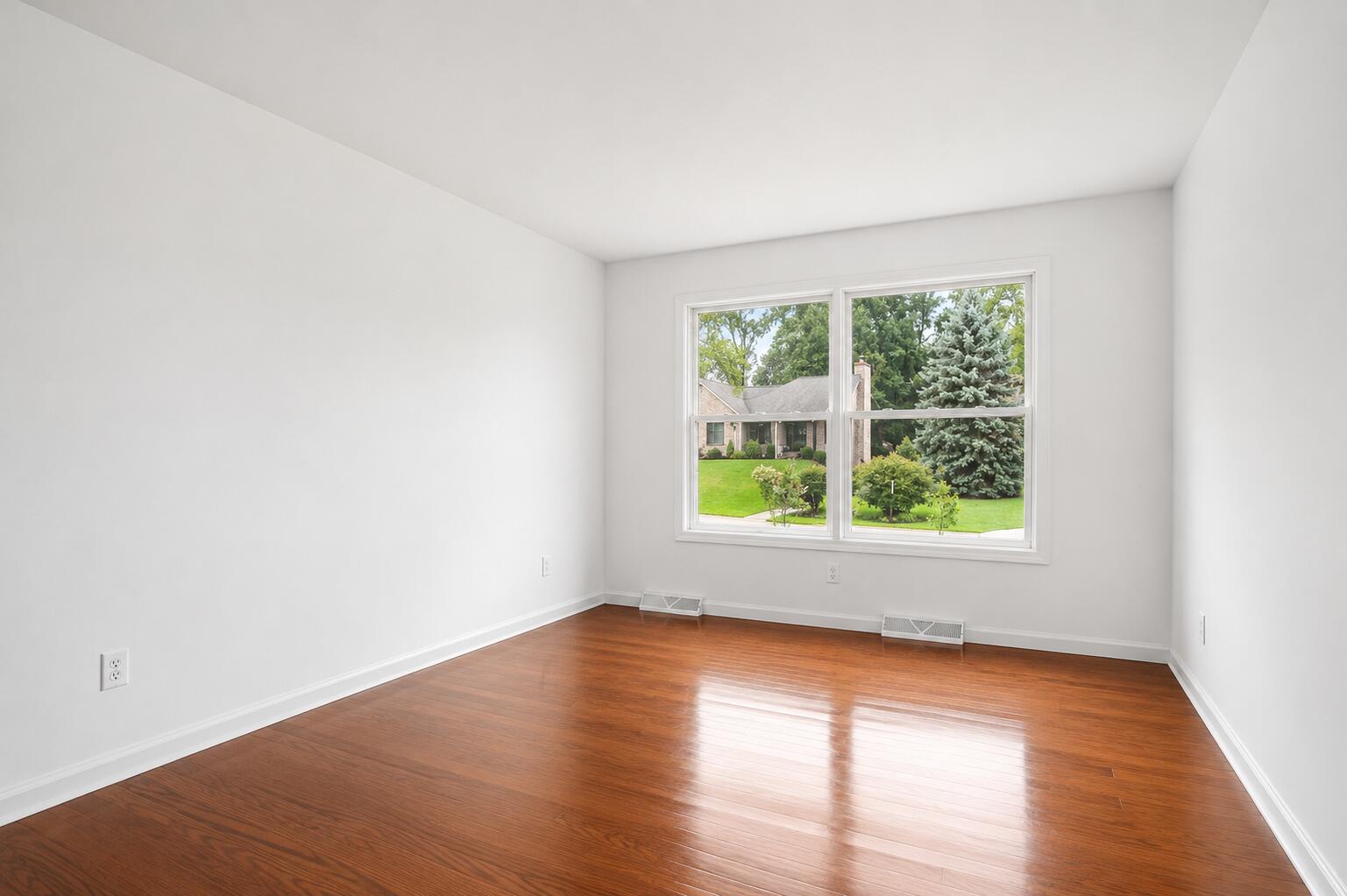 456 Roxbury Road