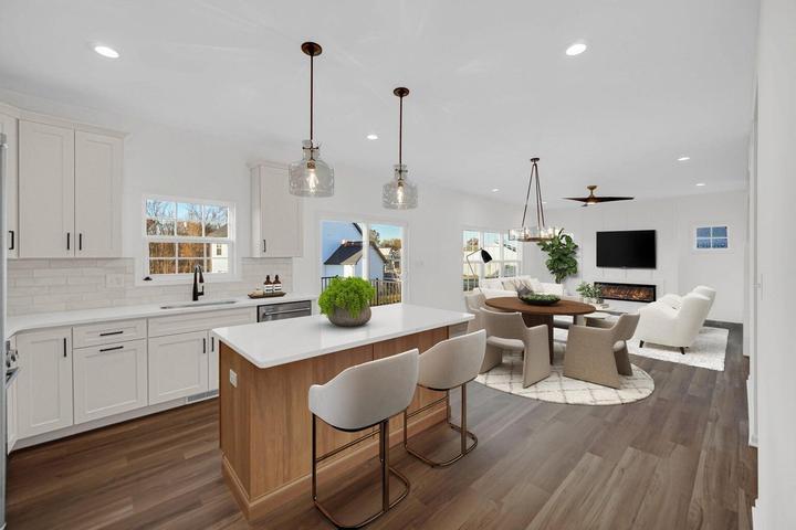 614 Idlewild Lane