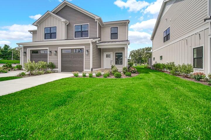 18 Moorebrooke Road