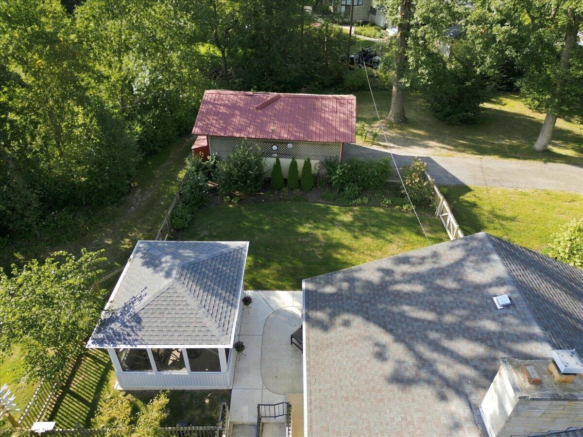 8811 Ainsworth Road