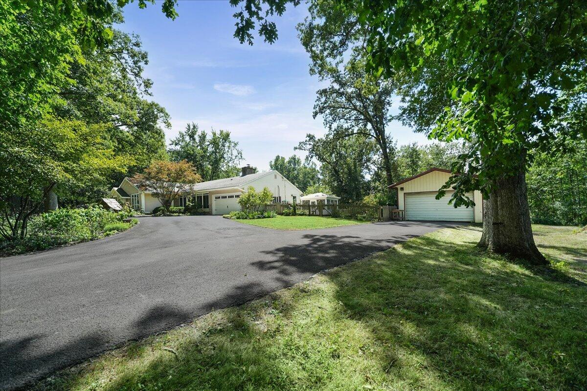 8811 Ainsworth Road