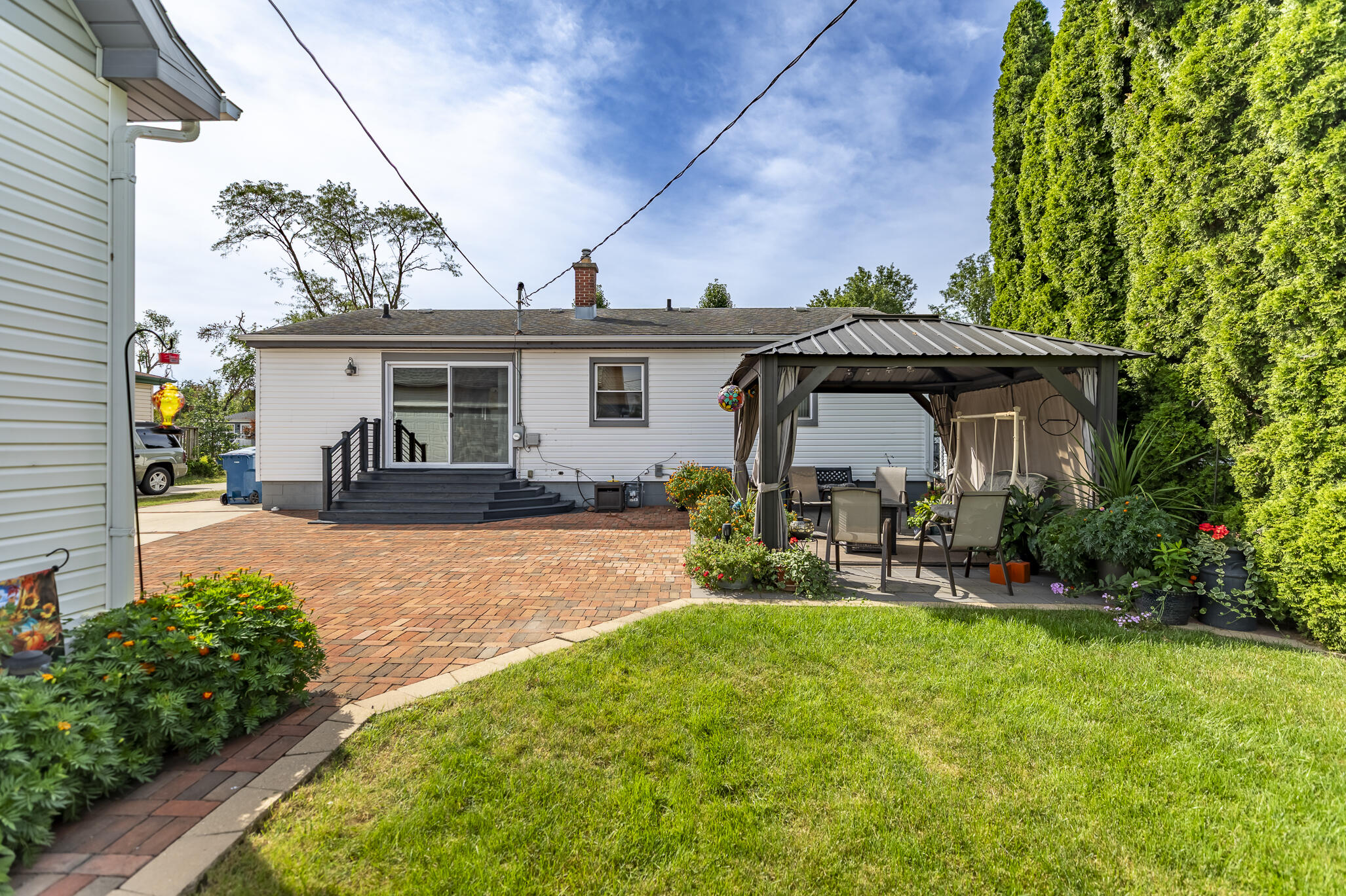 3321 Maple Drive