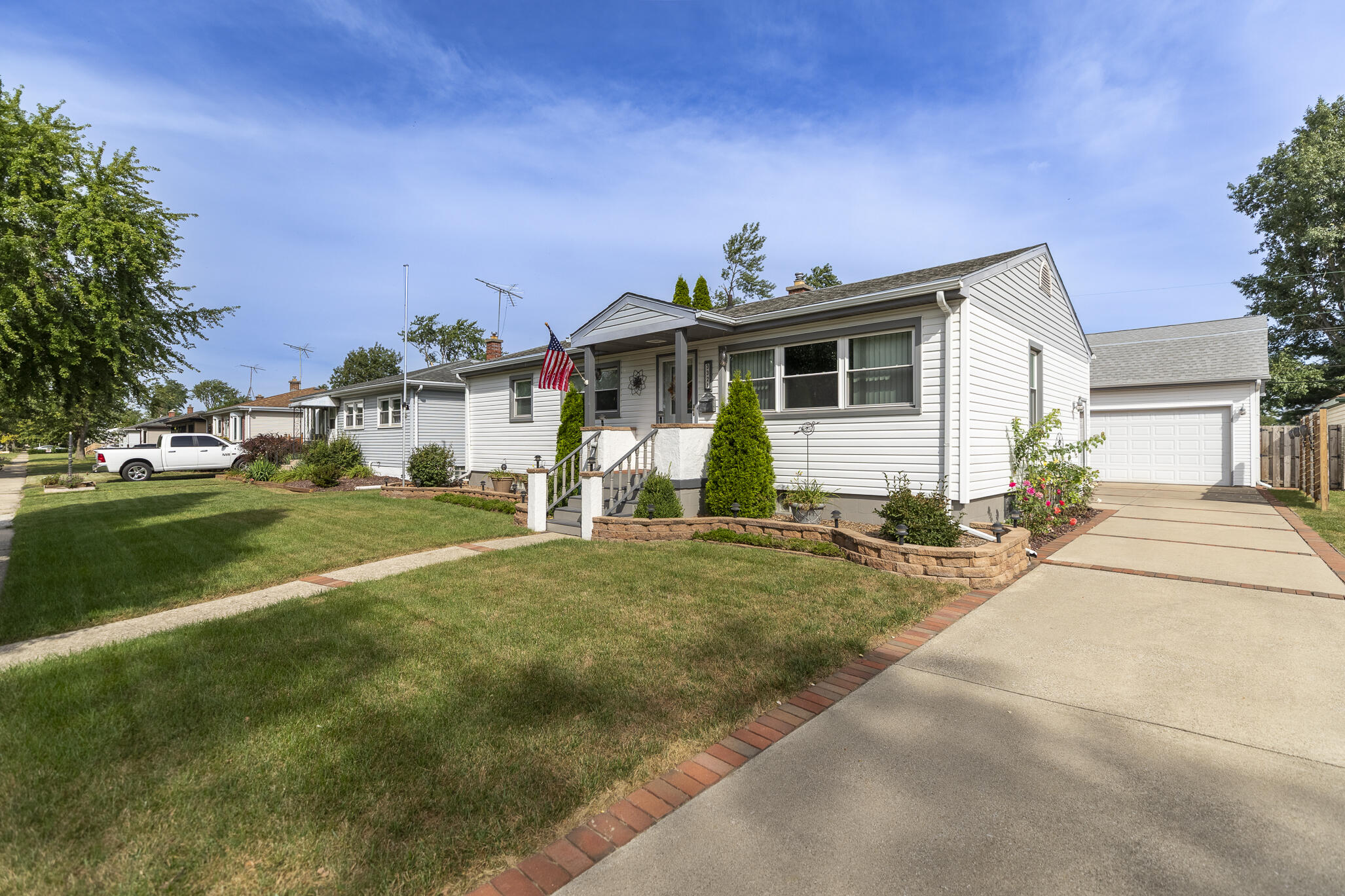 3321 Maple Drive