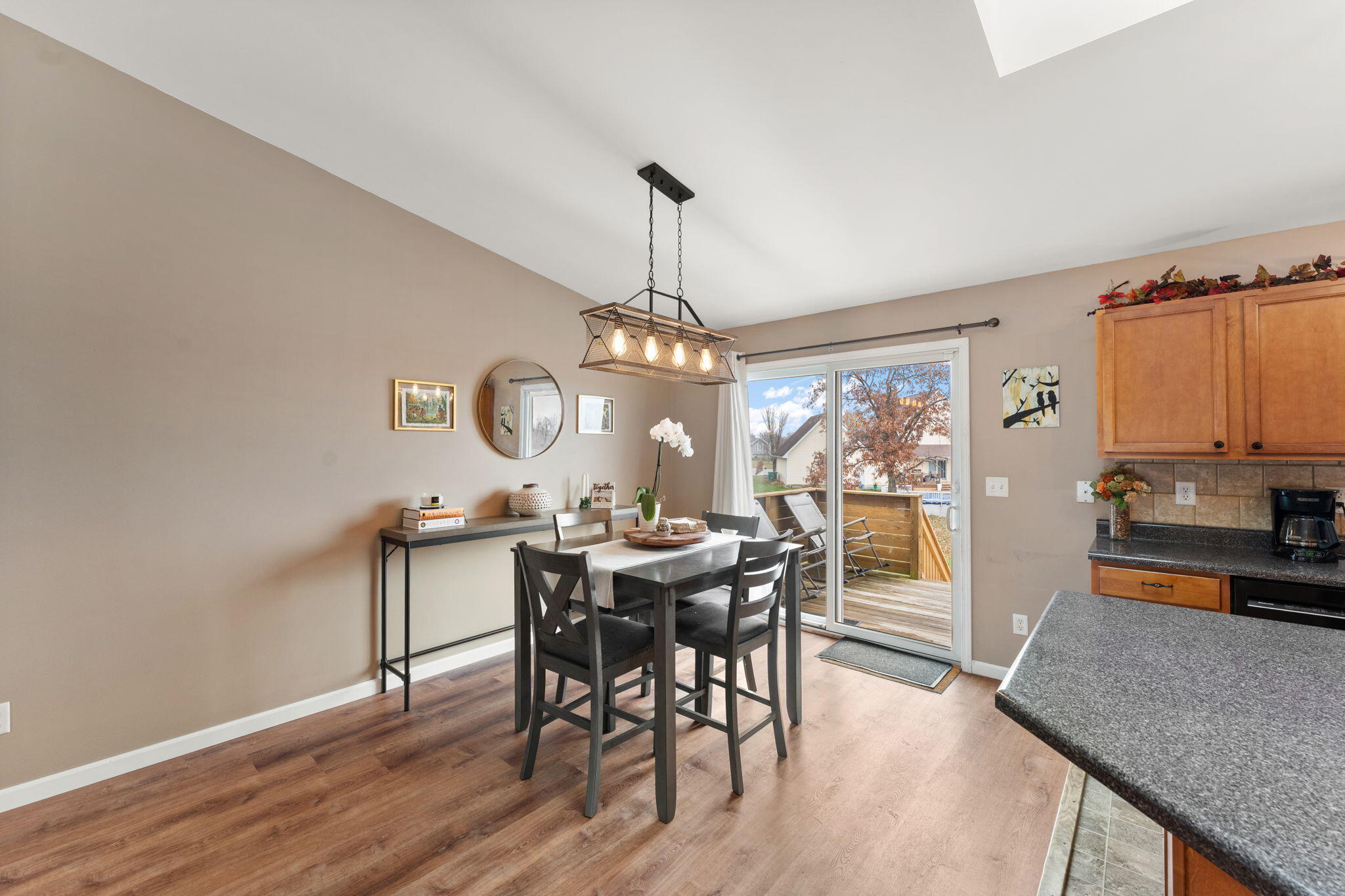 8921 W 125th Place