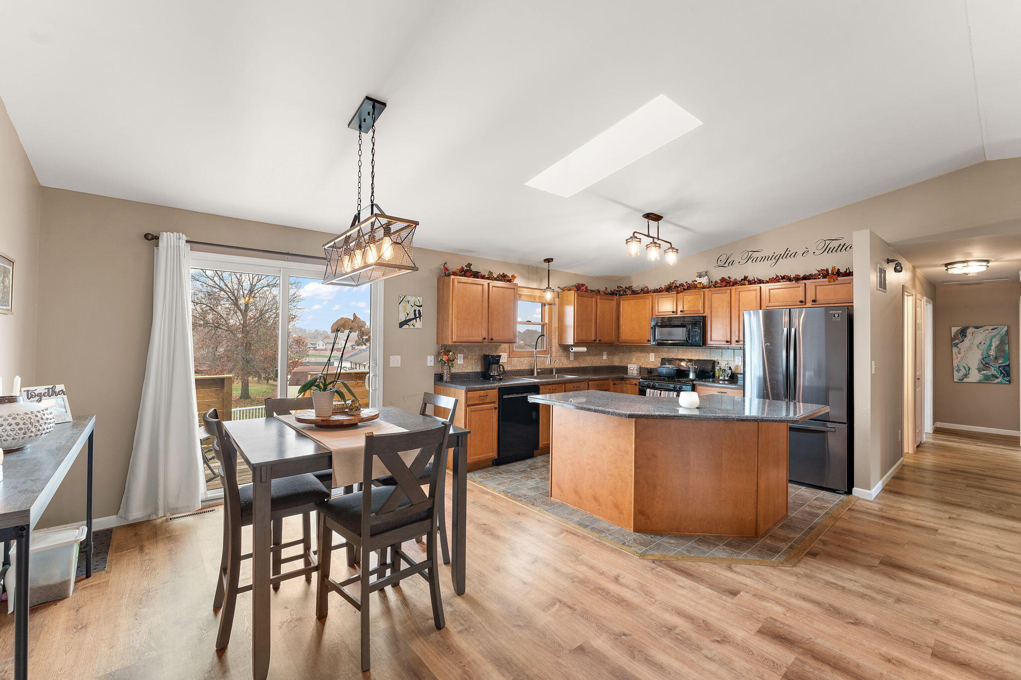 8921 W 125th Place