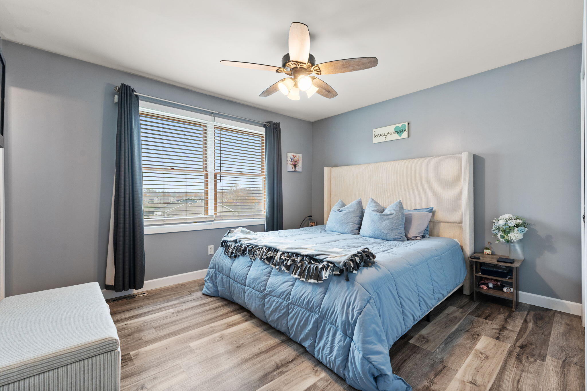8921 W 125th Place