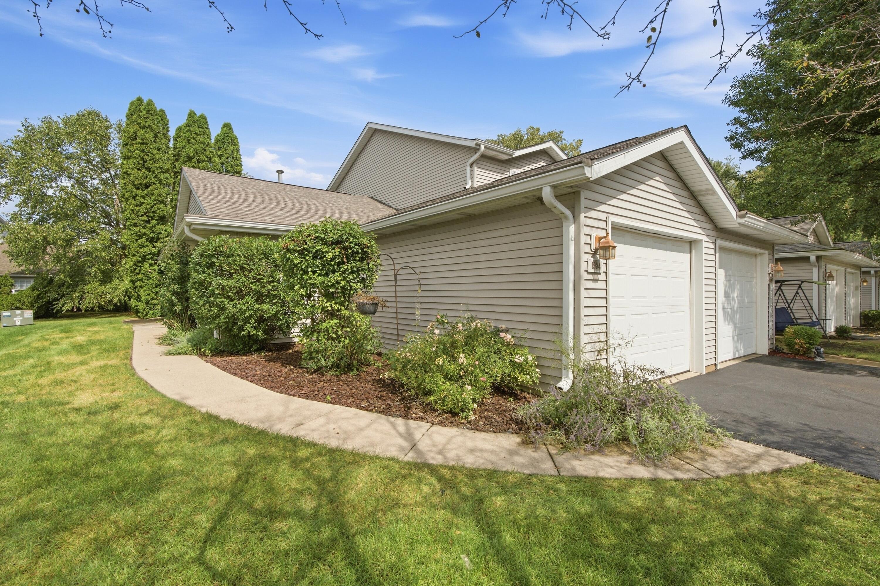 1954 David Drive