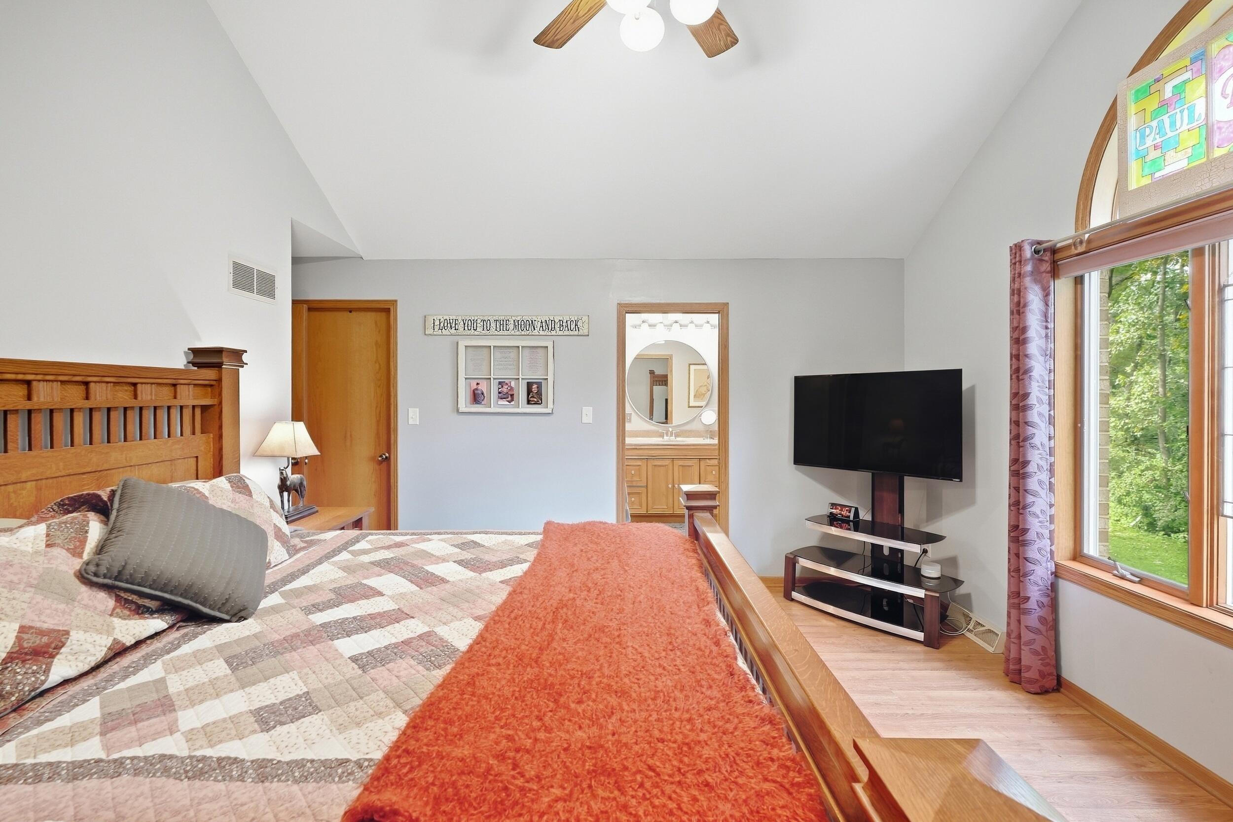 5350 Mount Drive
