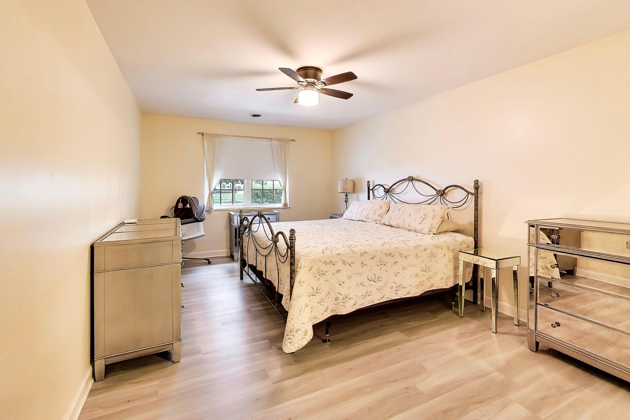 1035 Easy Street Unit: A