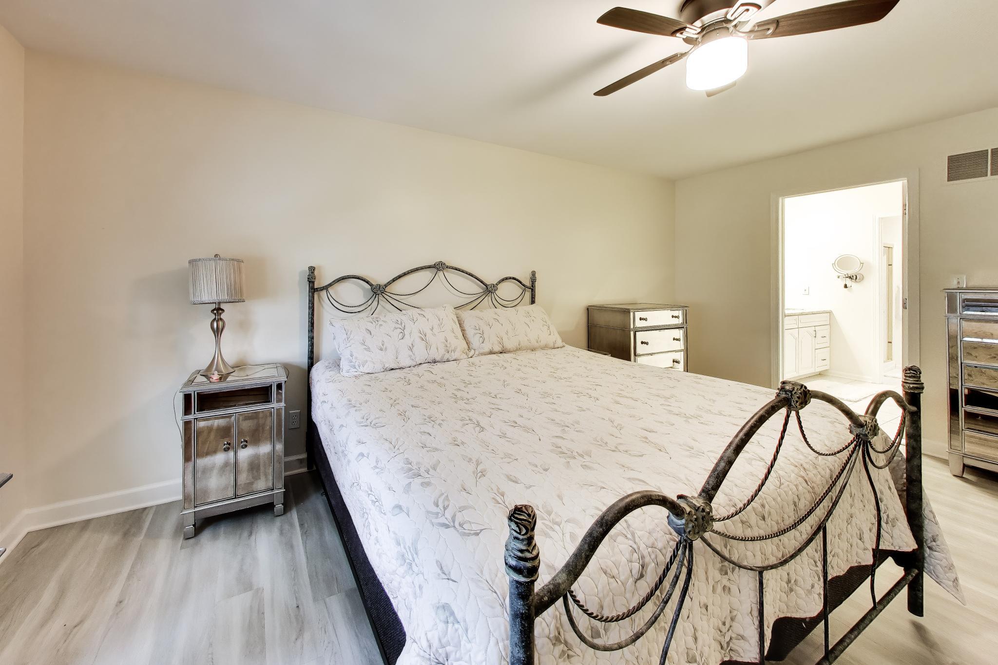 1035 Easy Street Unit: A