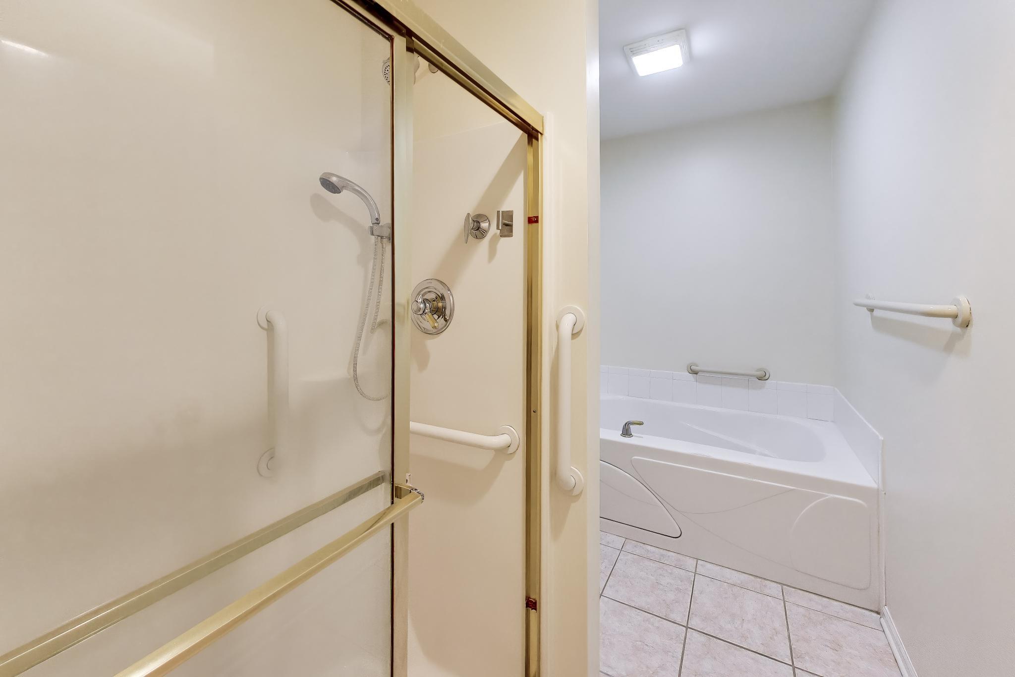 1035 Easy Street Unit: A