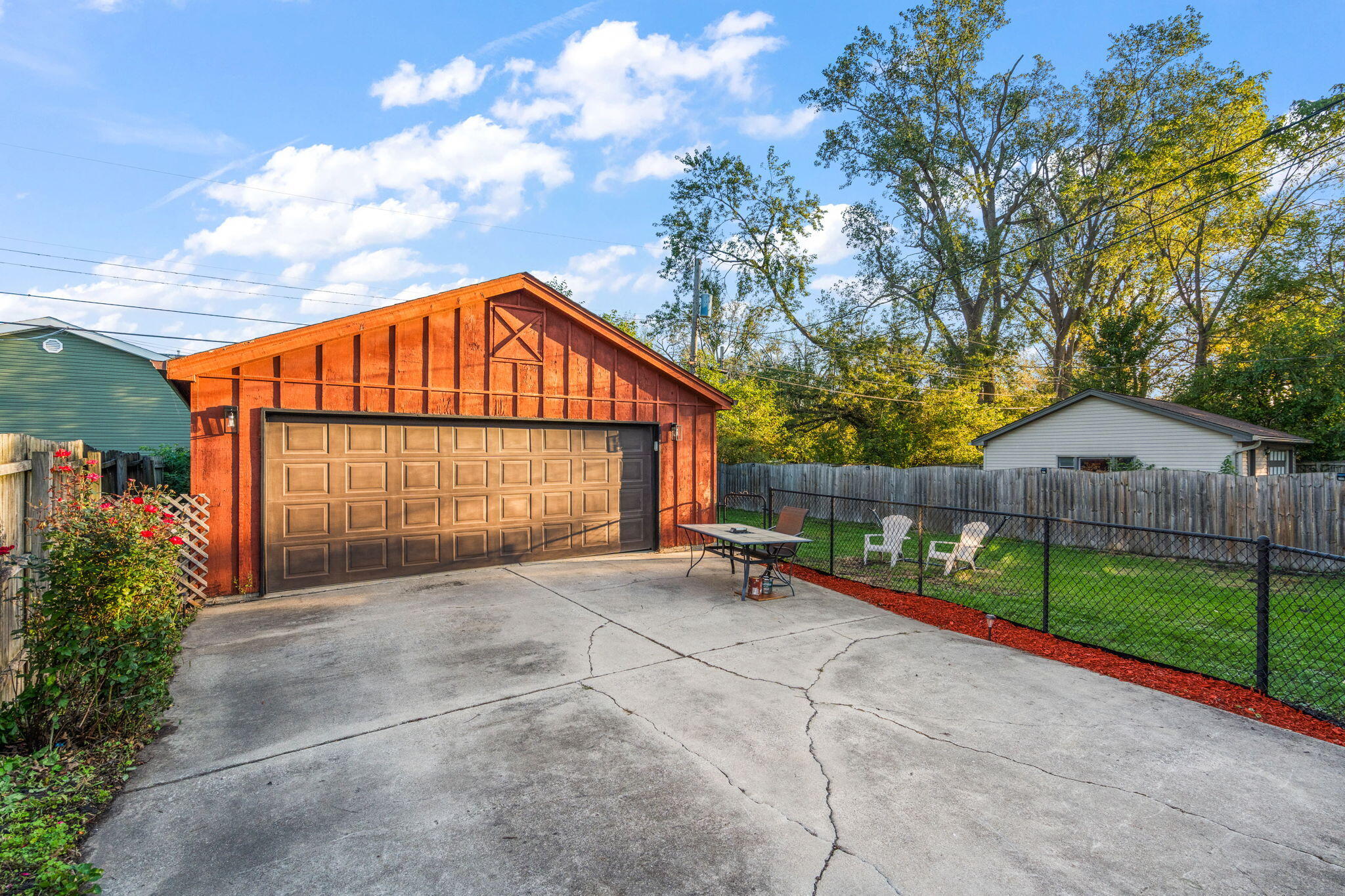 206 E Manor Drive