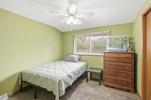 502 8th Street SE
