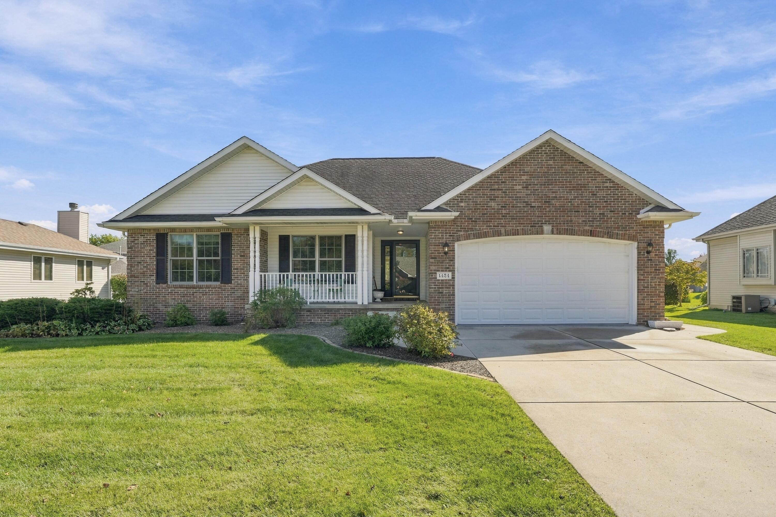 1424 Edgewater Road