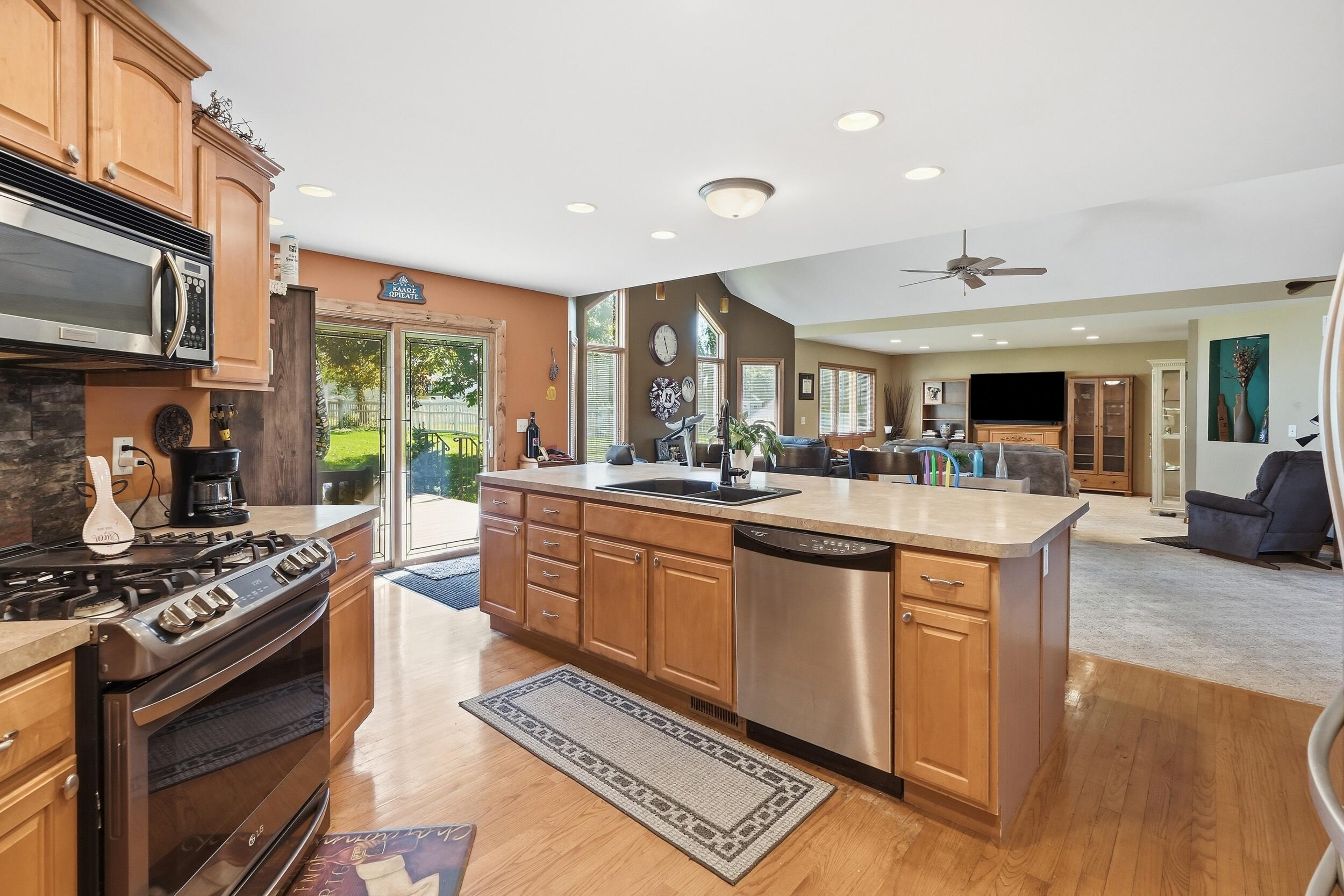 2501 Howard Castle Drive