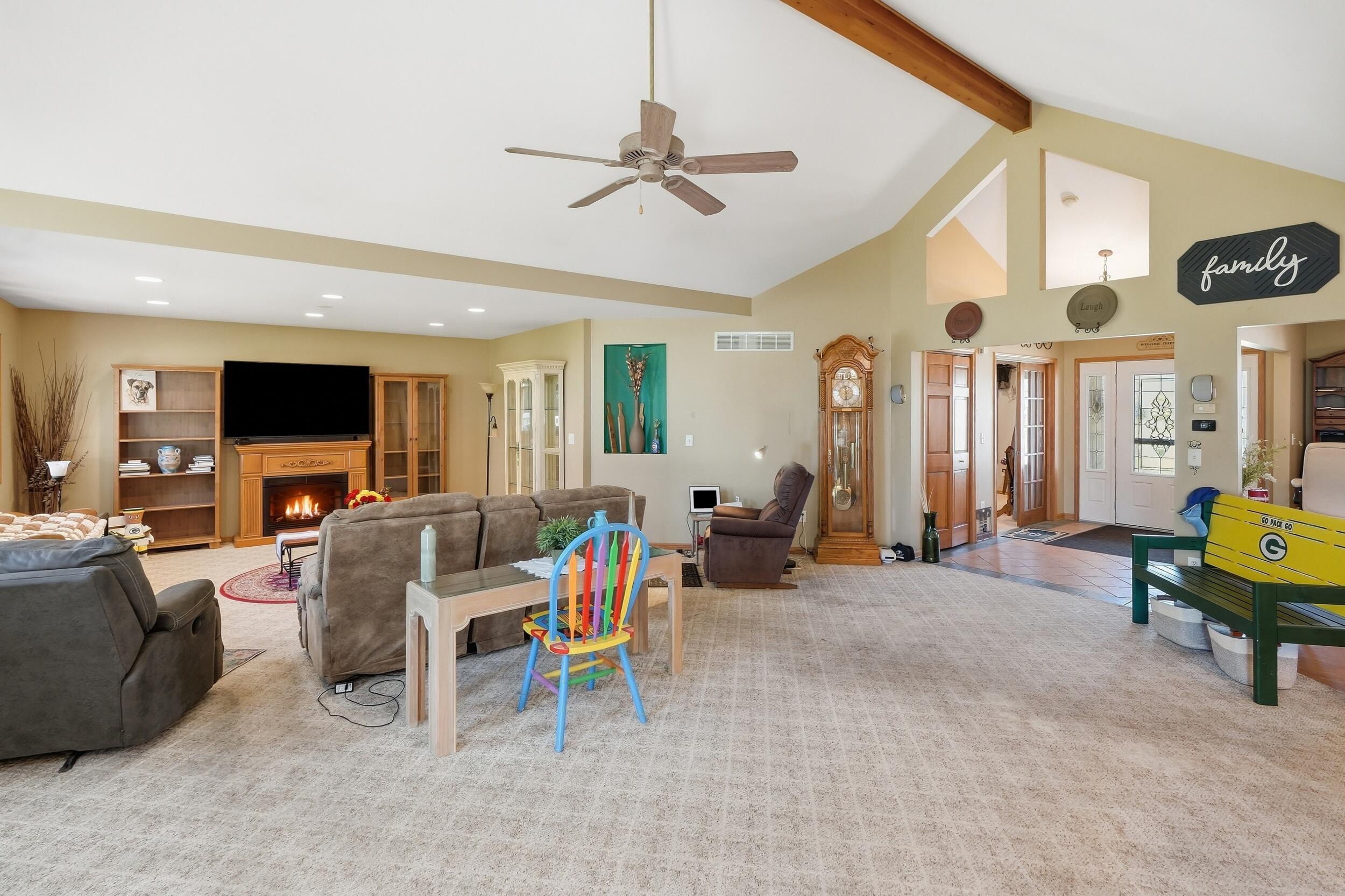 2501 Howard Castle Drive