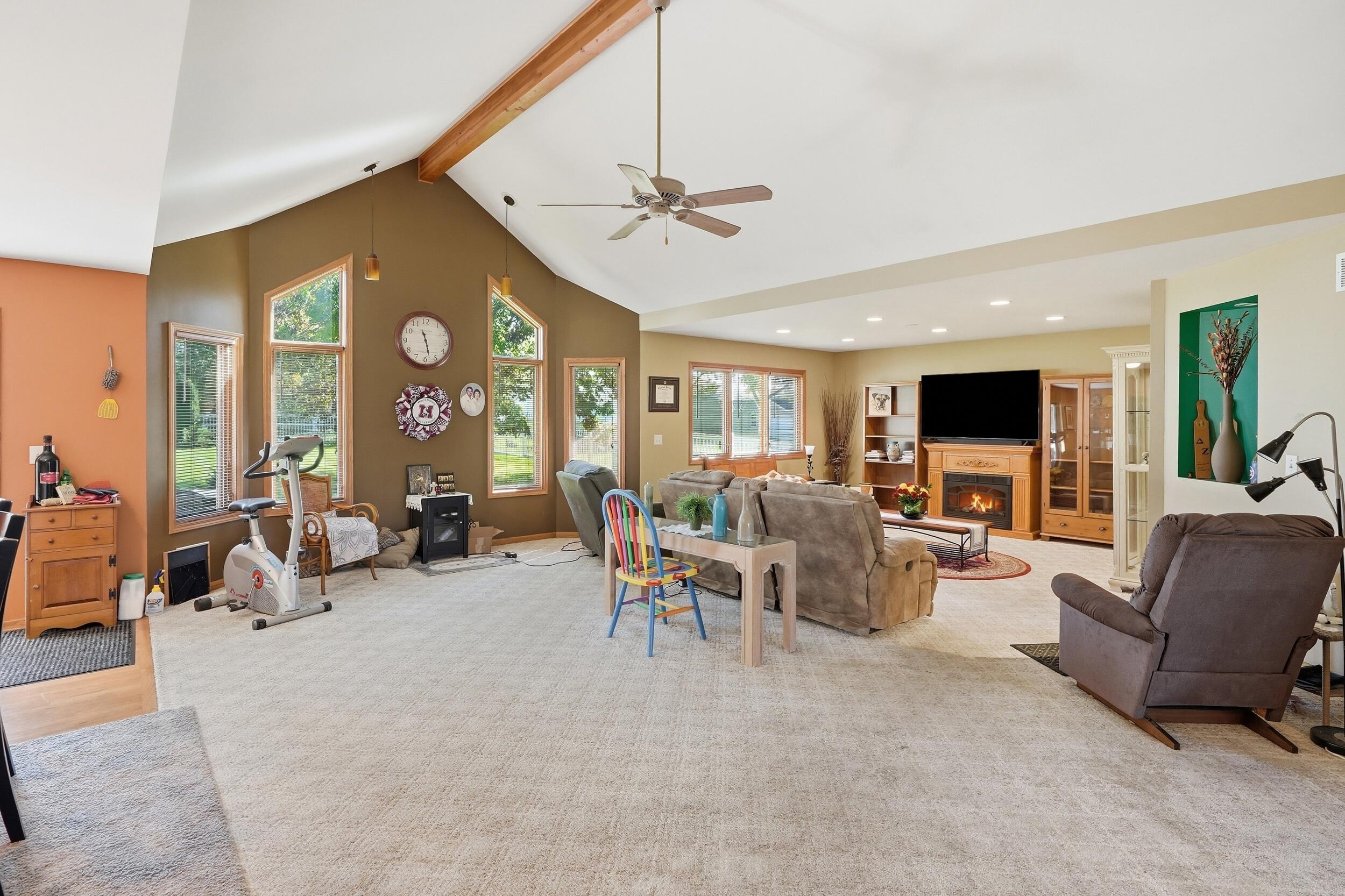 2501 Howard Castle Drive