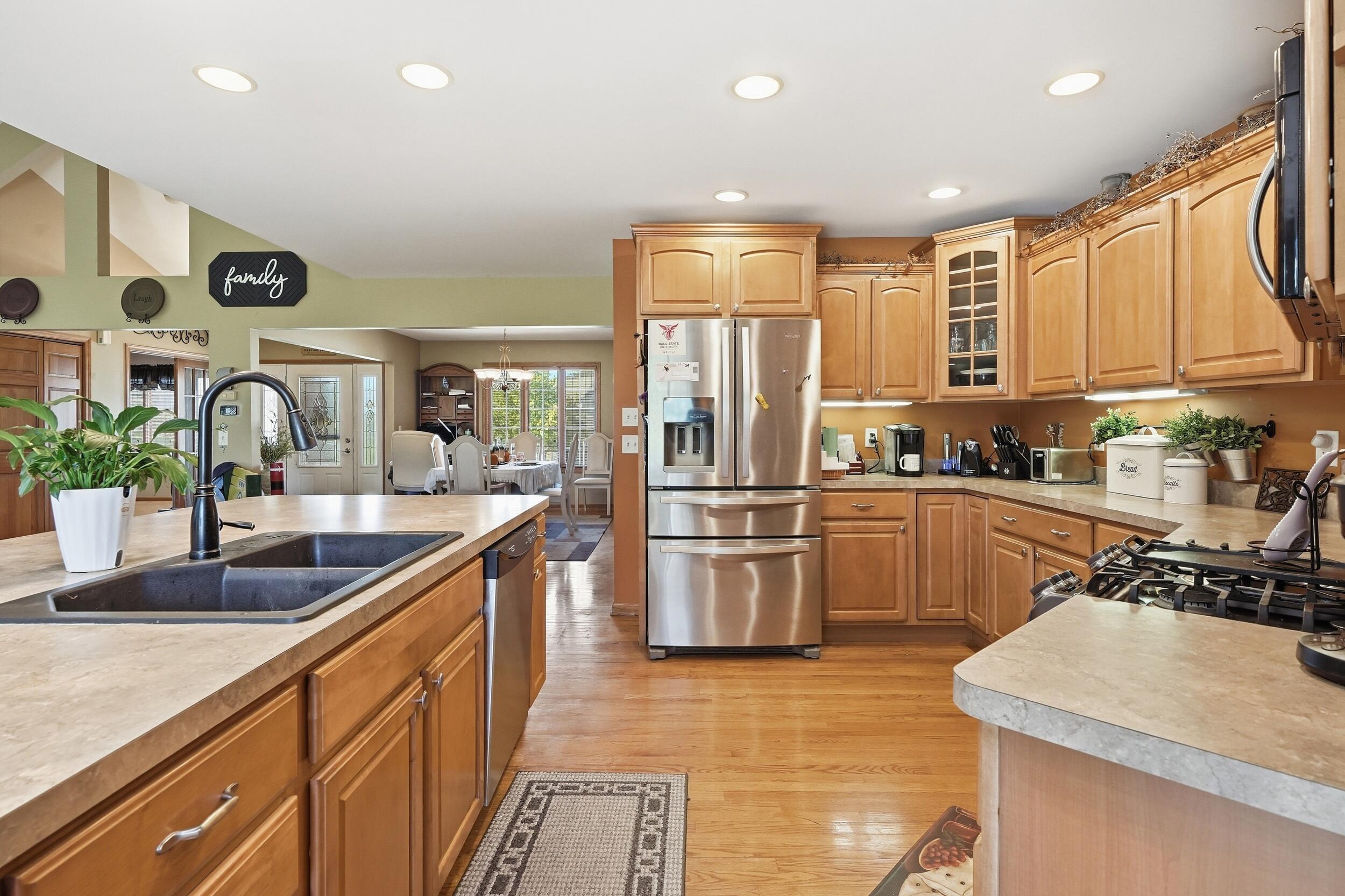 2501 Howard Castle Drive