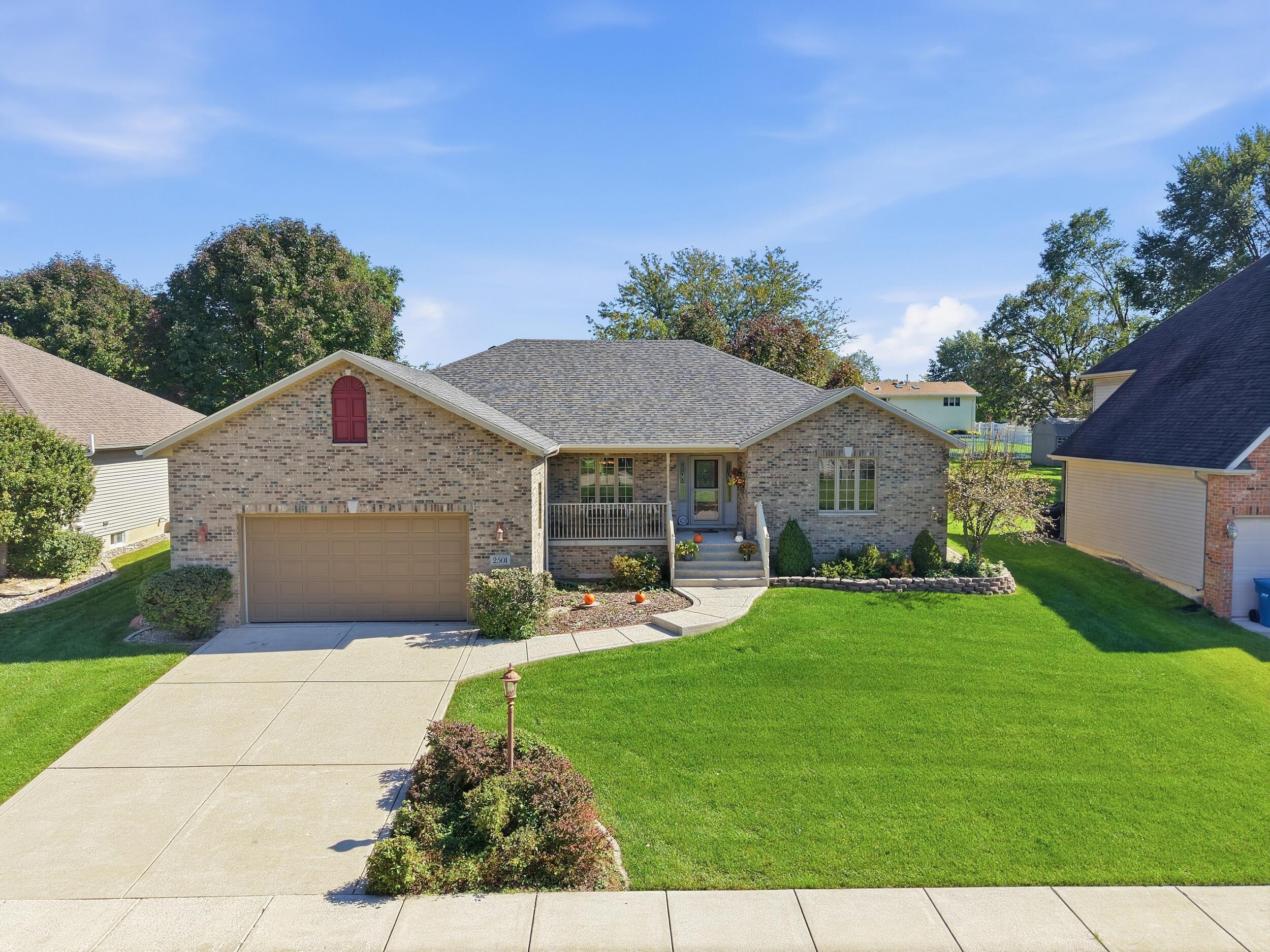 2501 Howard Castle Drive