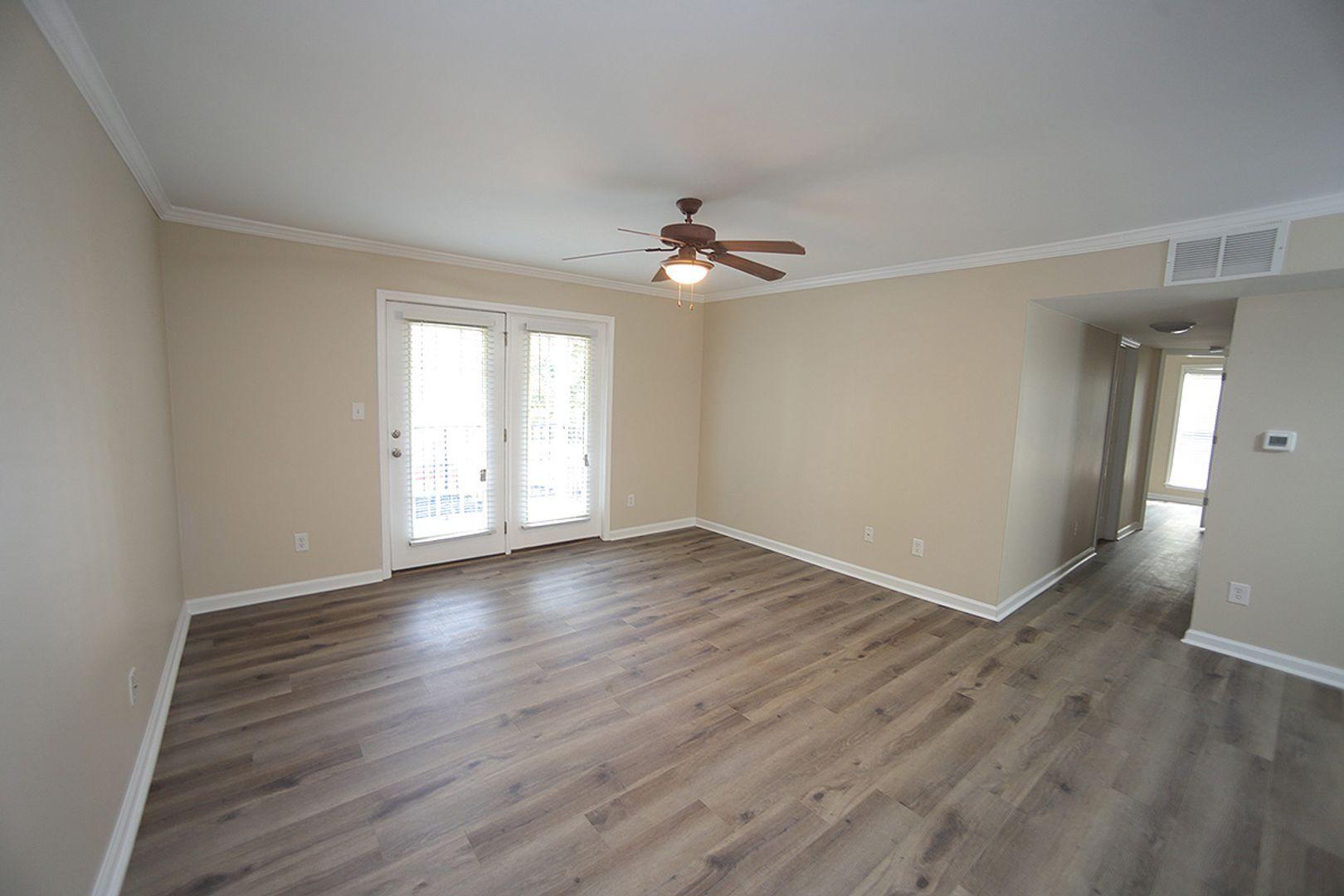 2216 Myron Drive # 101