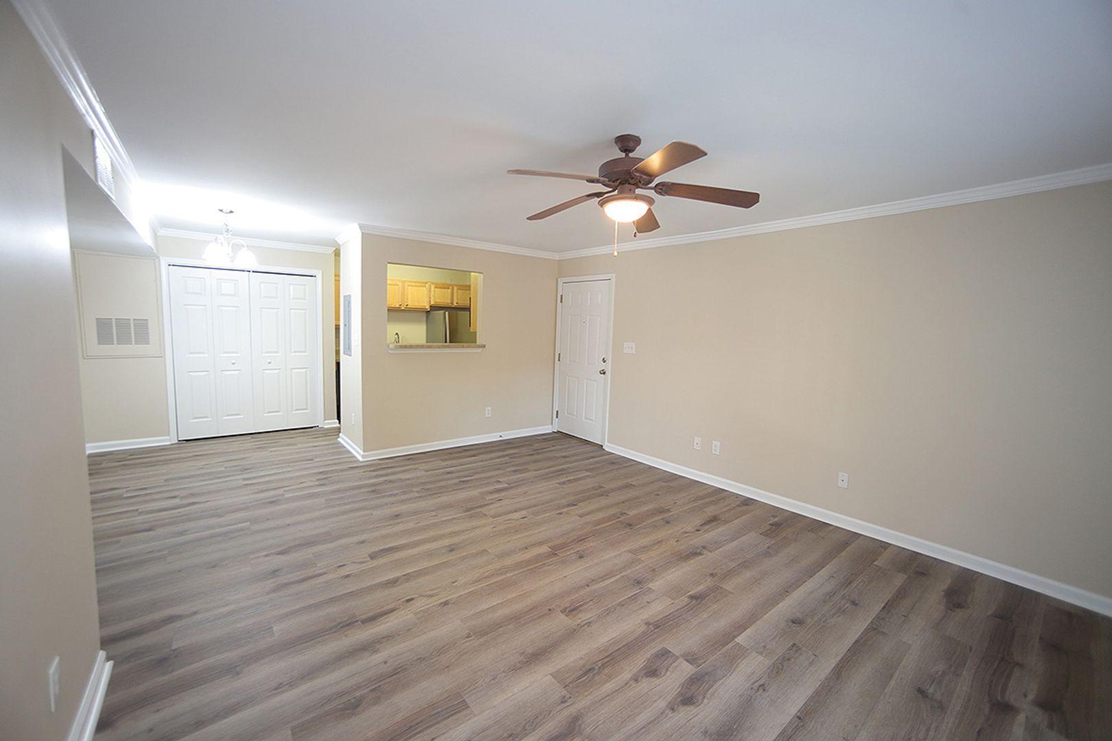 2216 Myron Drive # 101