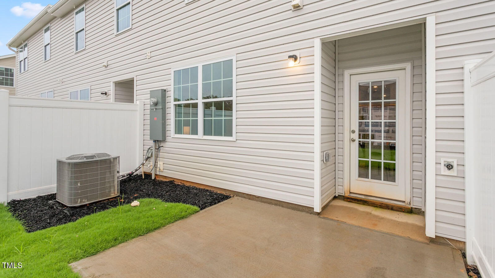 13 Rusling Leaf Drive