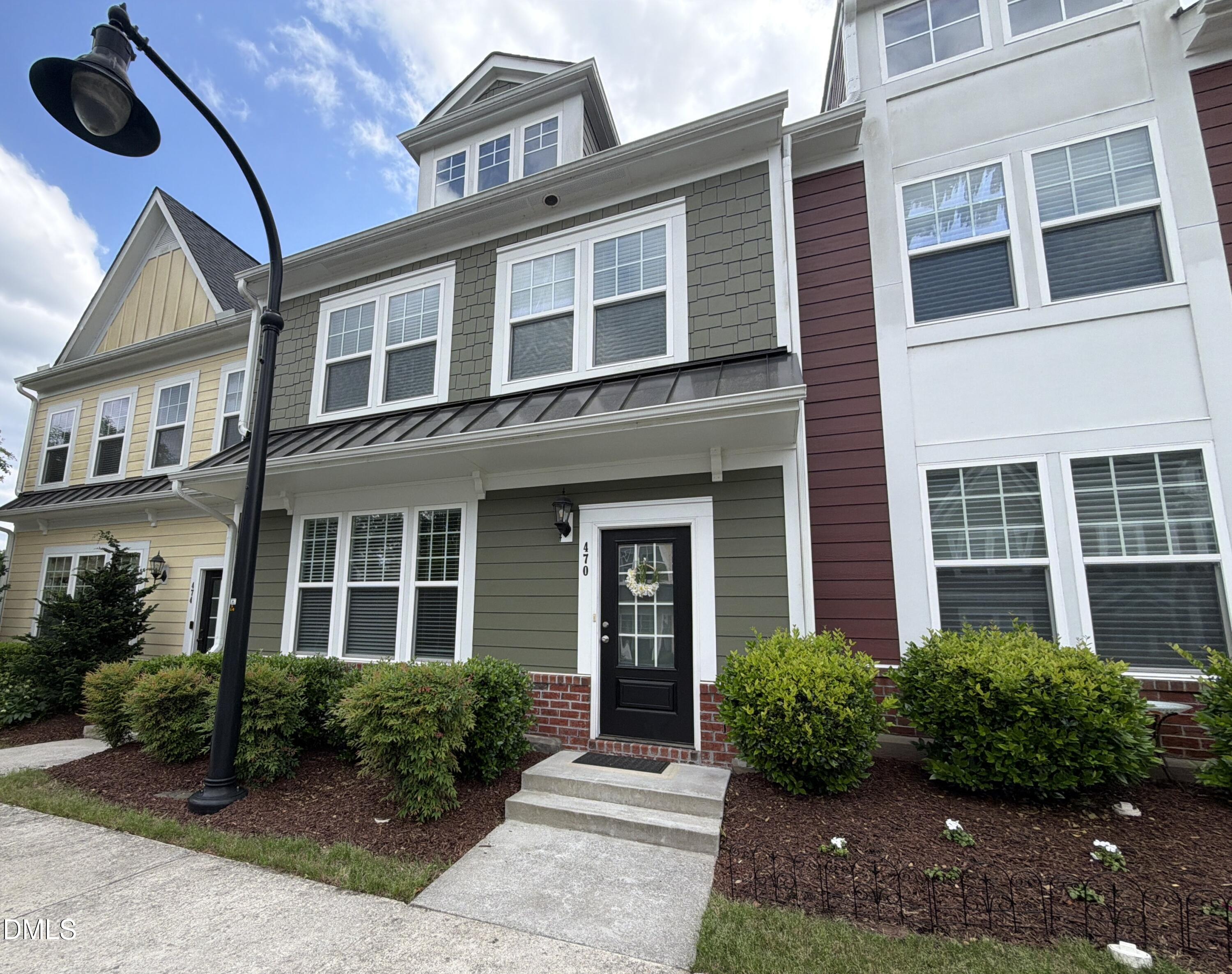 470 Triumph Lane